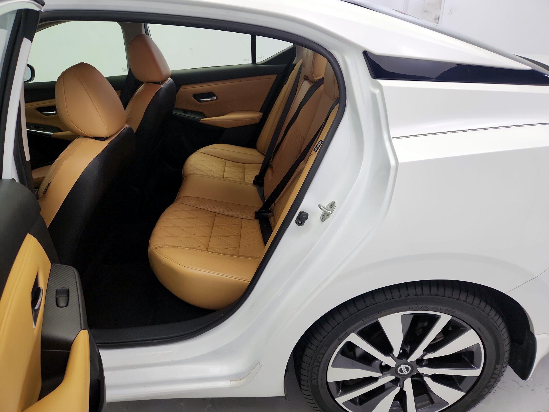 Thumbnail: 2020 Nissan Sentra - 20