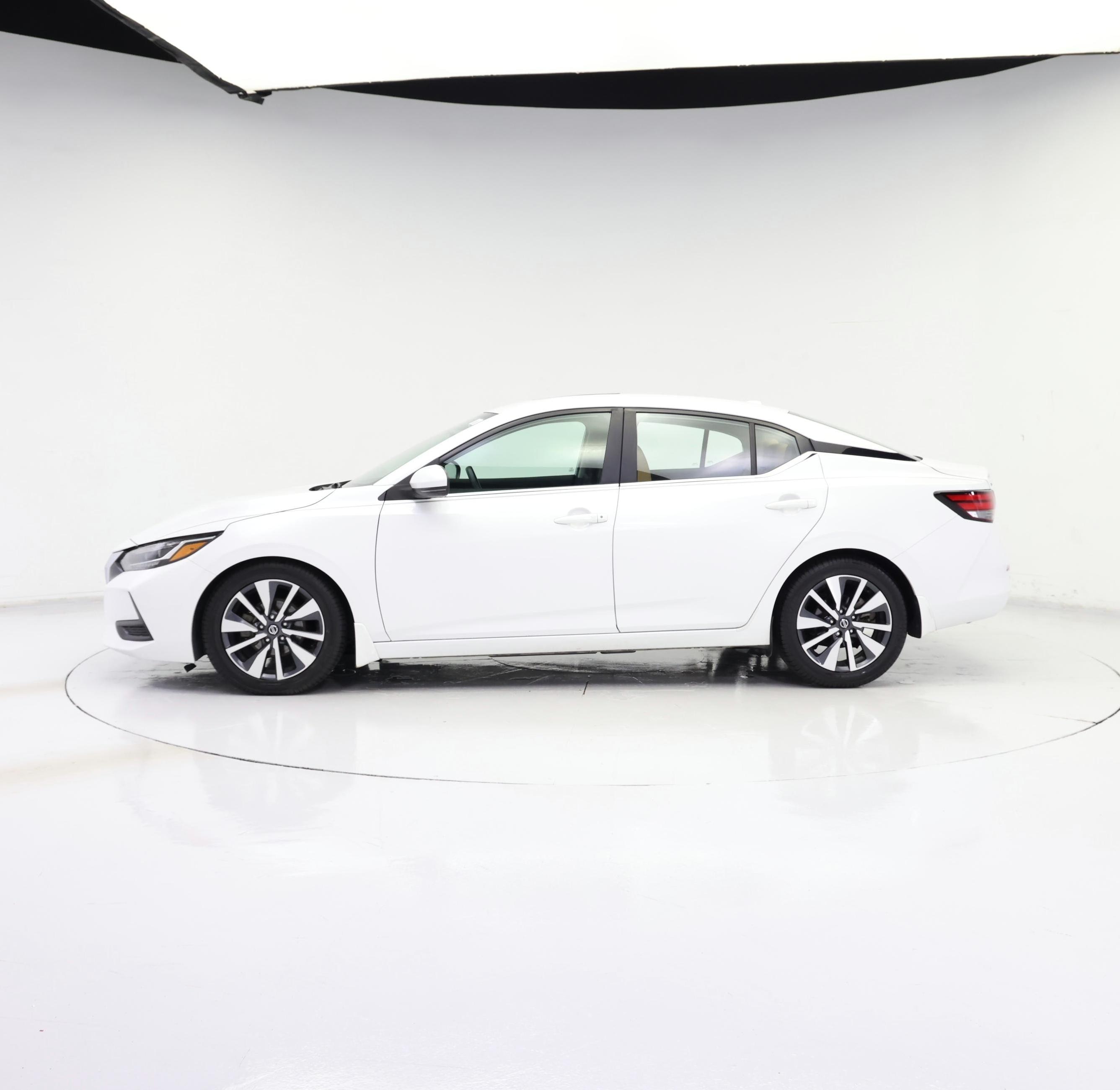 Thumbnail: 2020 Nissan Sentra - 3