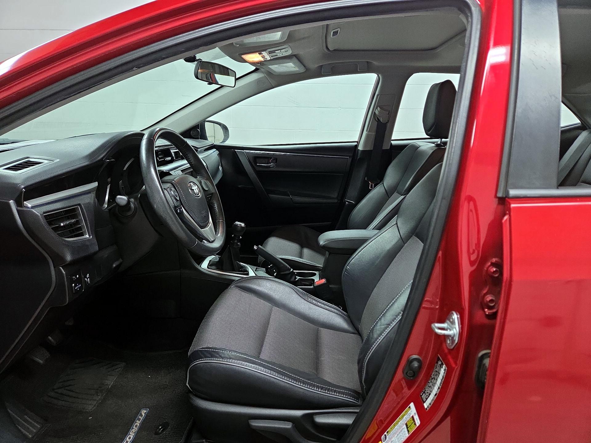 Thumbnail: 2016 Toyota Corolla - 11