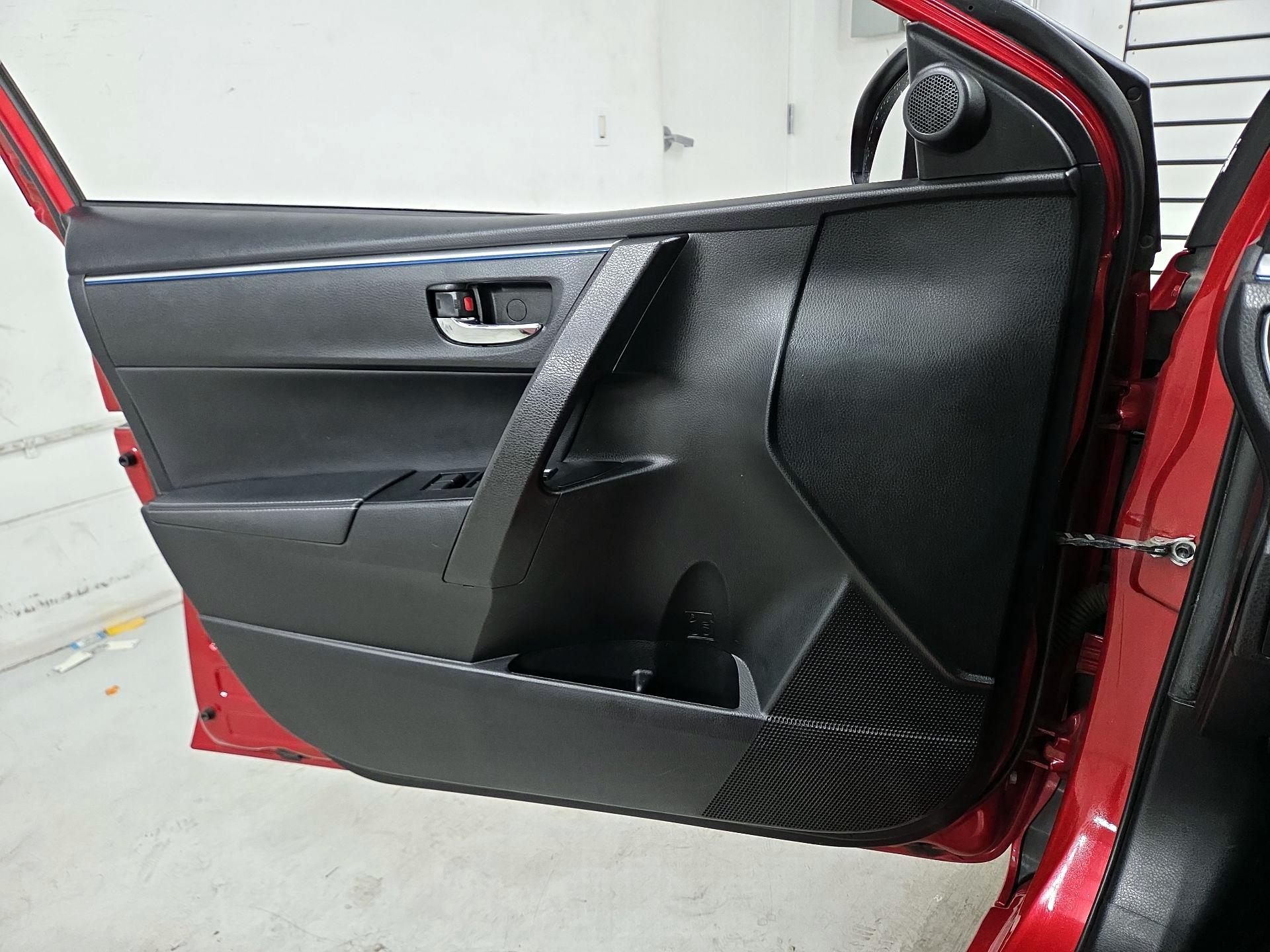 Thumbnail: 2016 Toyota Corolla - 12