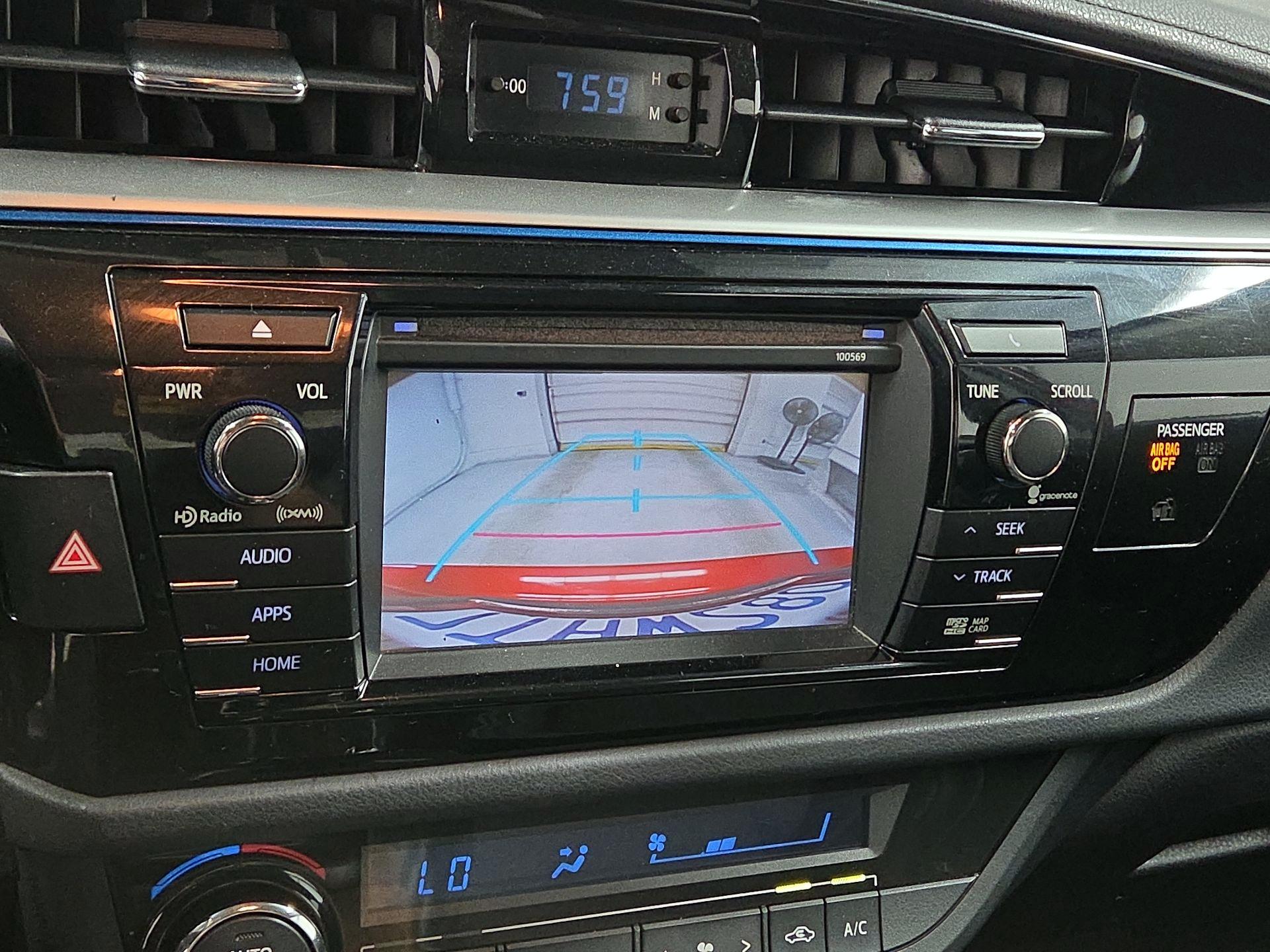 Thumbnail: 2016 Toyota Corolla - 13