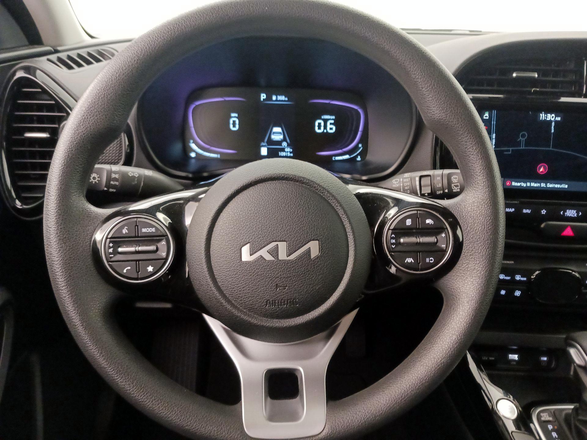 Thumbnail: 2023 Kia Soul - 10