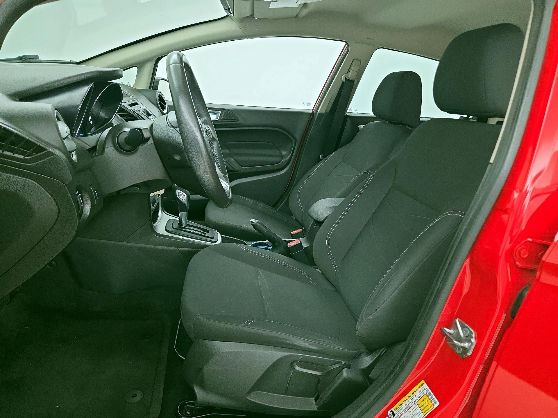 Thumbnail: 2015 Ford Fiesta - 11