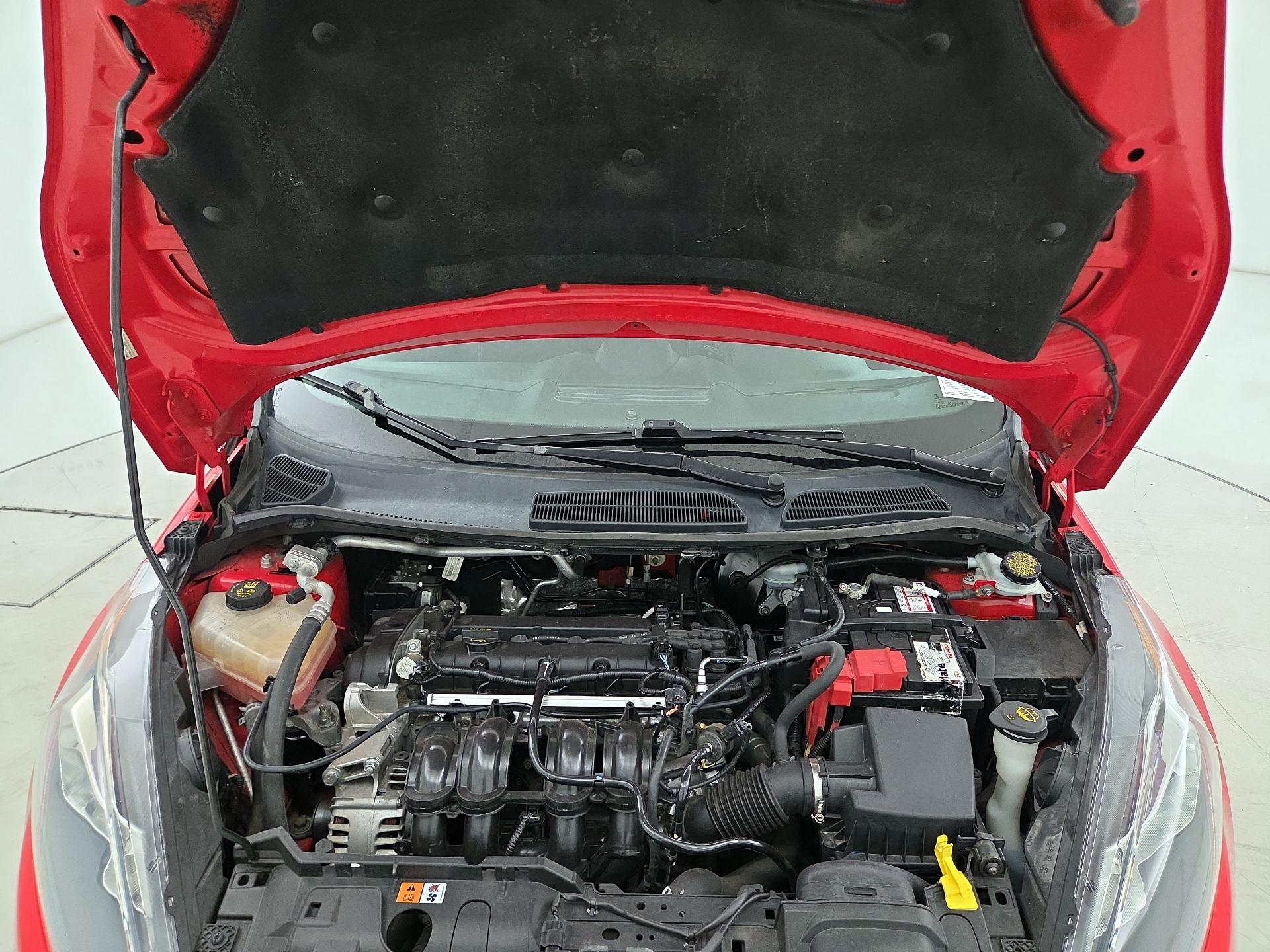 Thumbnail: 2015 Ford Fiesta - 20