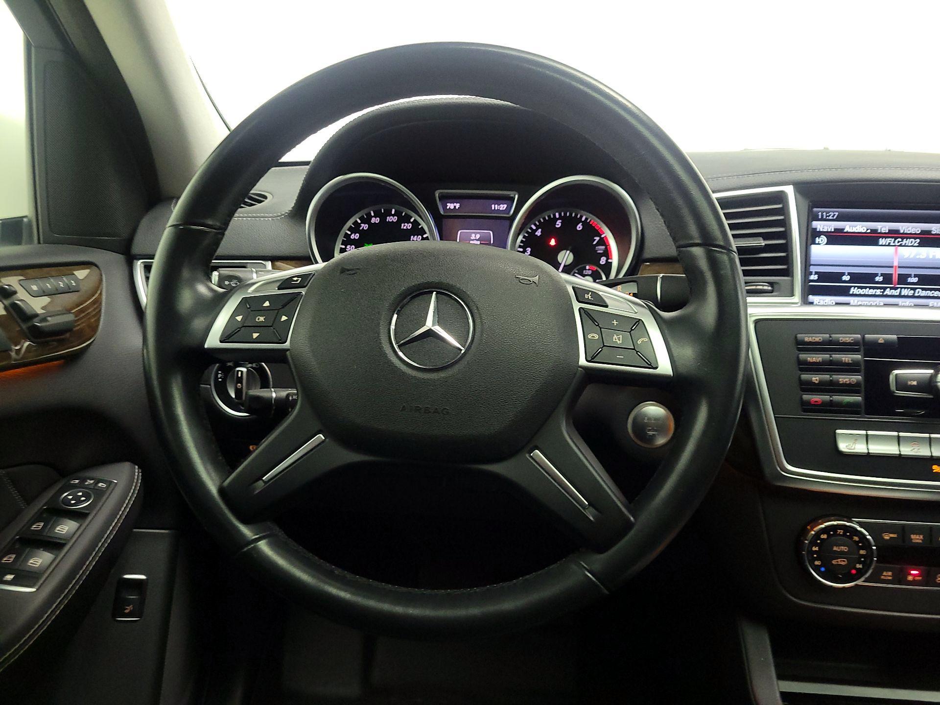Thumbnail: 2016 Mercedes-Benz GL-Class - 10