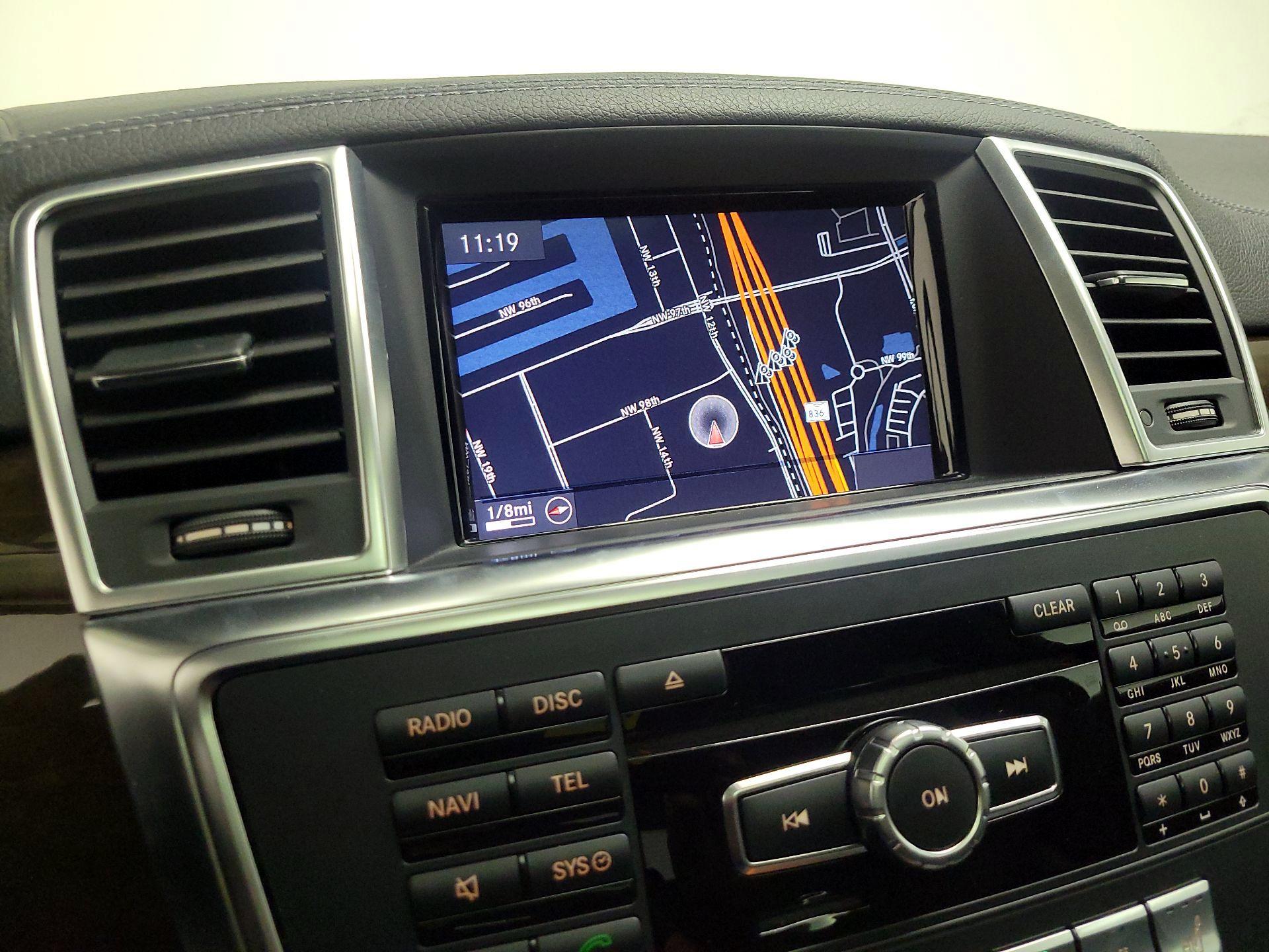 Thumbnail: 2016 Mercedes-Benz GL-Class - 14