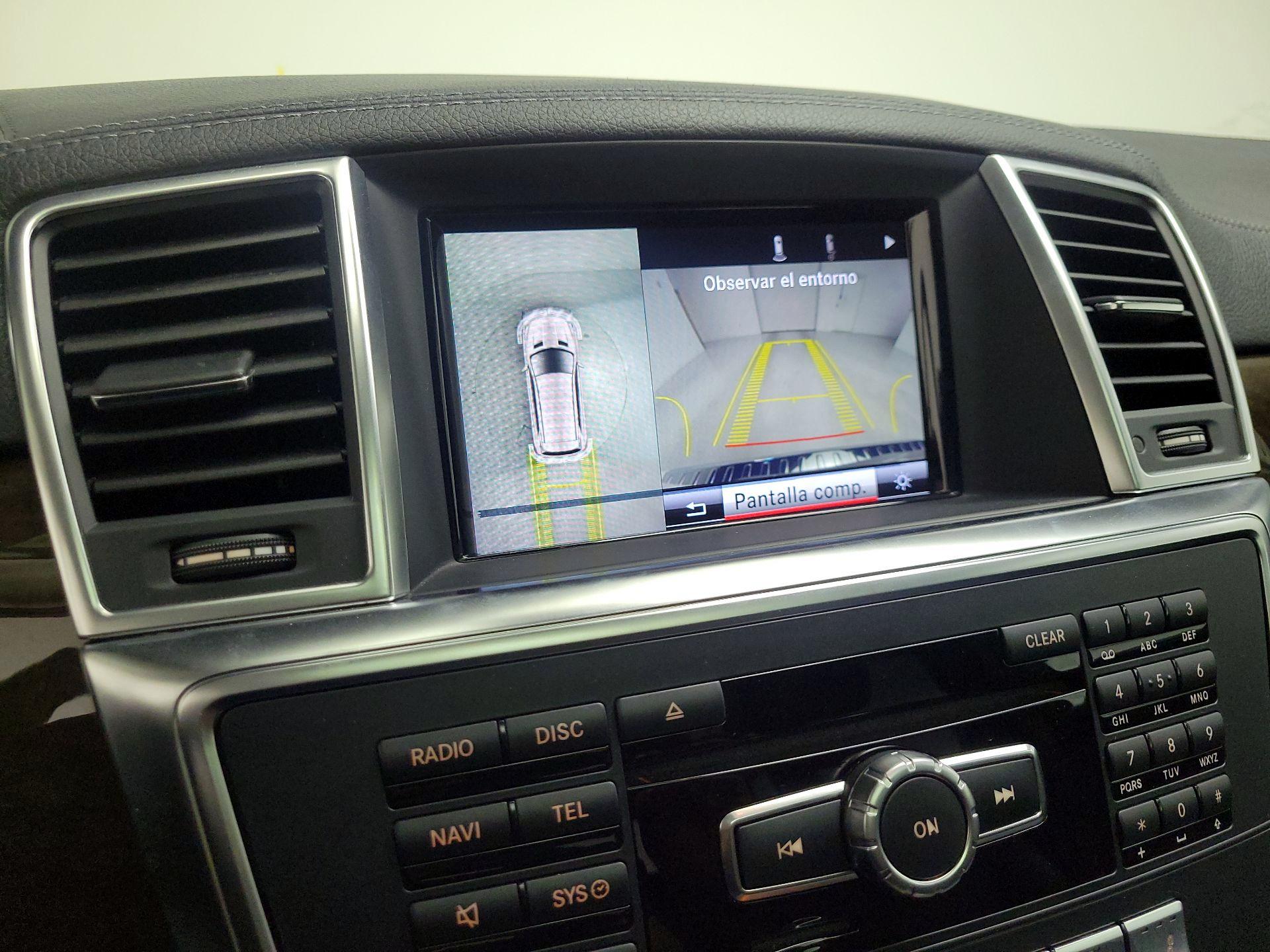 Thumbnail: 2016 Mercedes-Benz GL-Class - 15