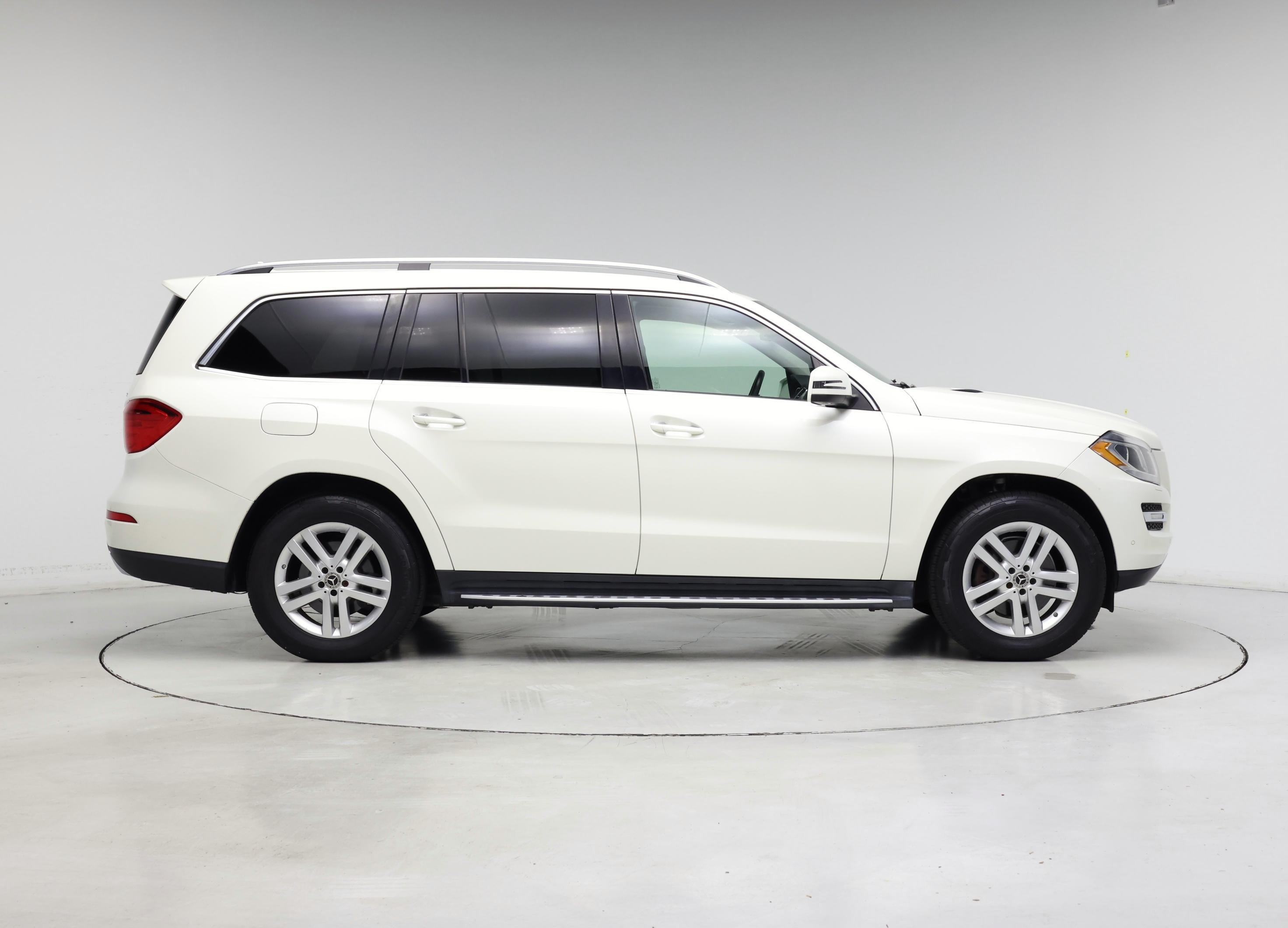 Thumbnail: 2016 Mercedes-Benz GL-Class - 7