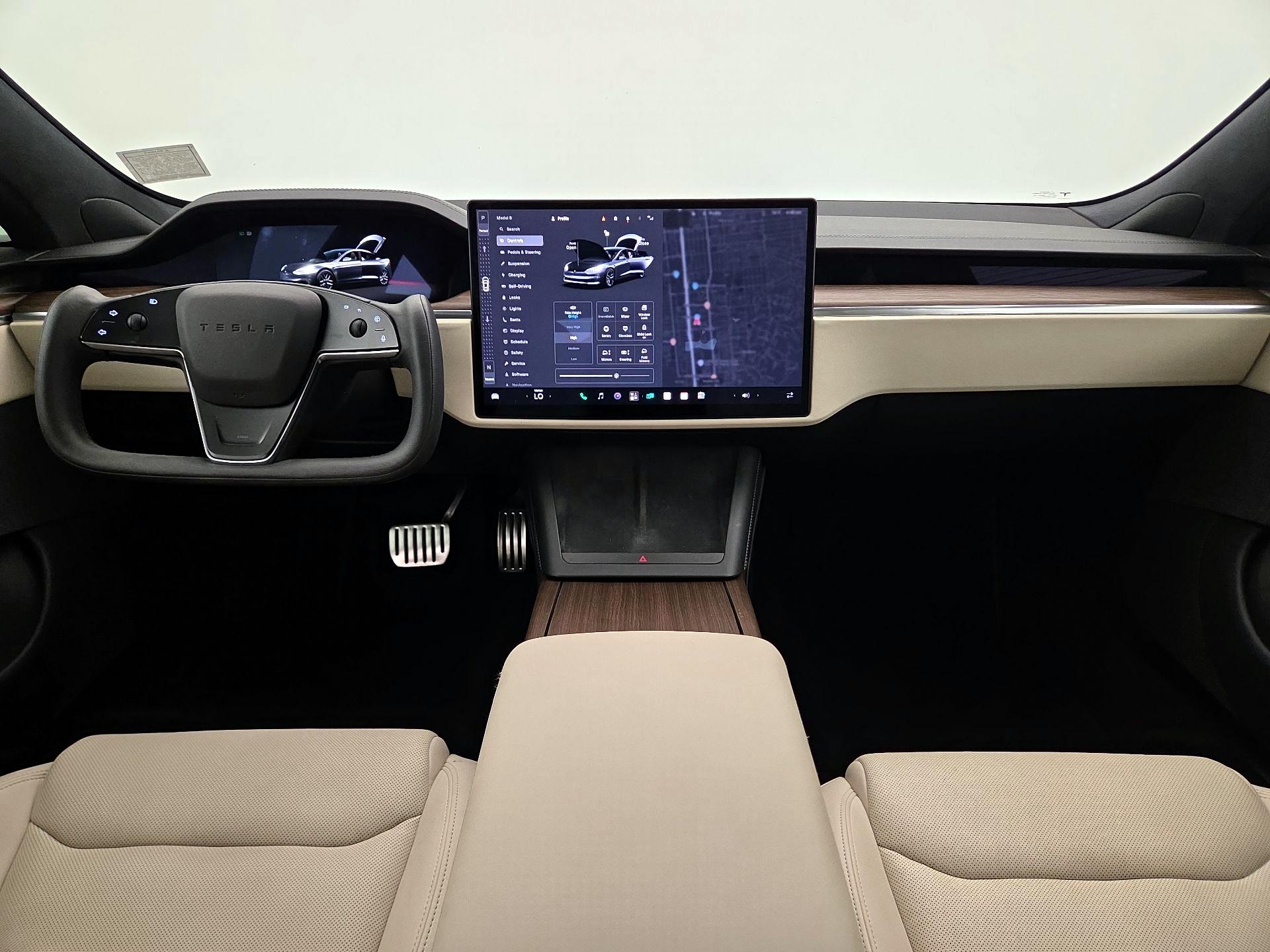 Thumbnail: 2022 Tesla Model S - 9