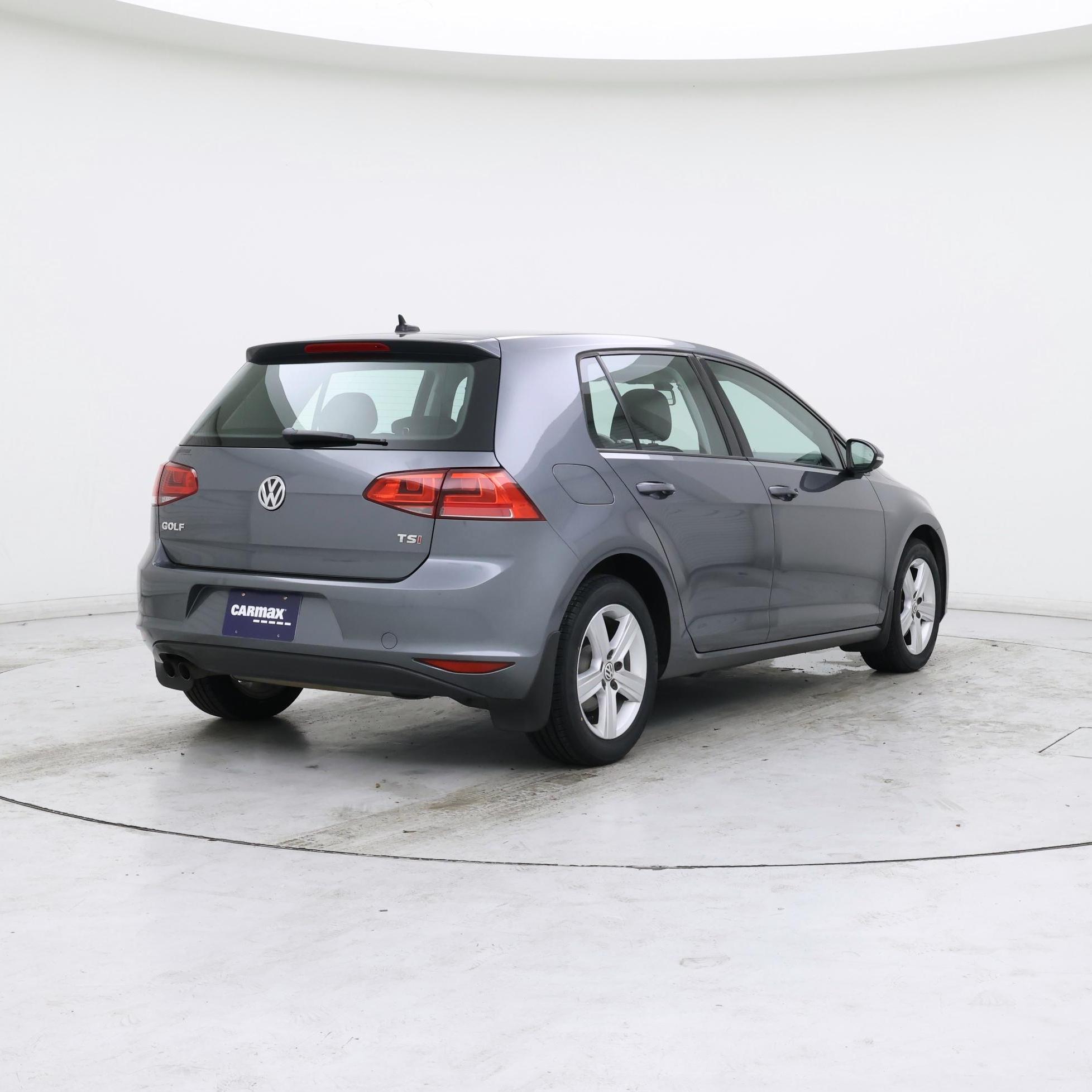 Thumbnail: 2017 Volkswagen Golf - 8