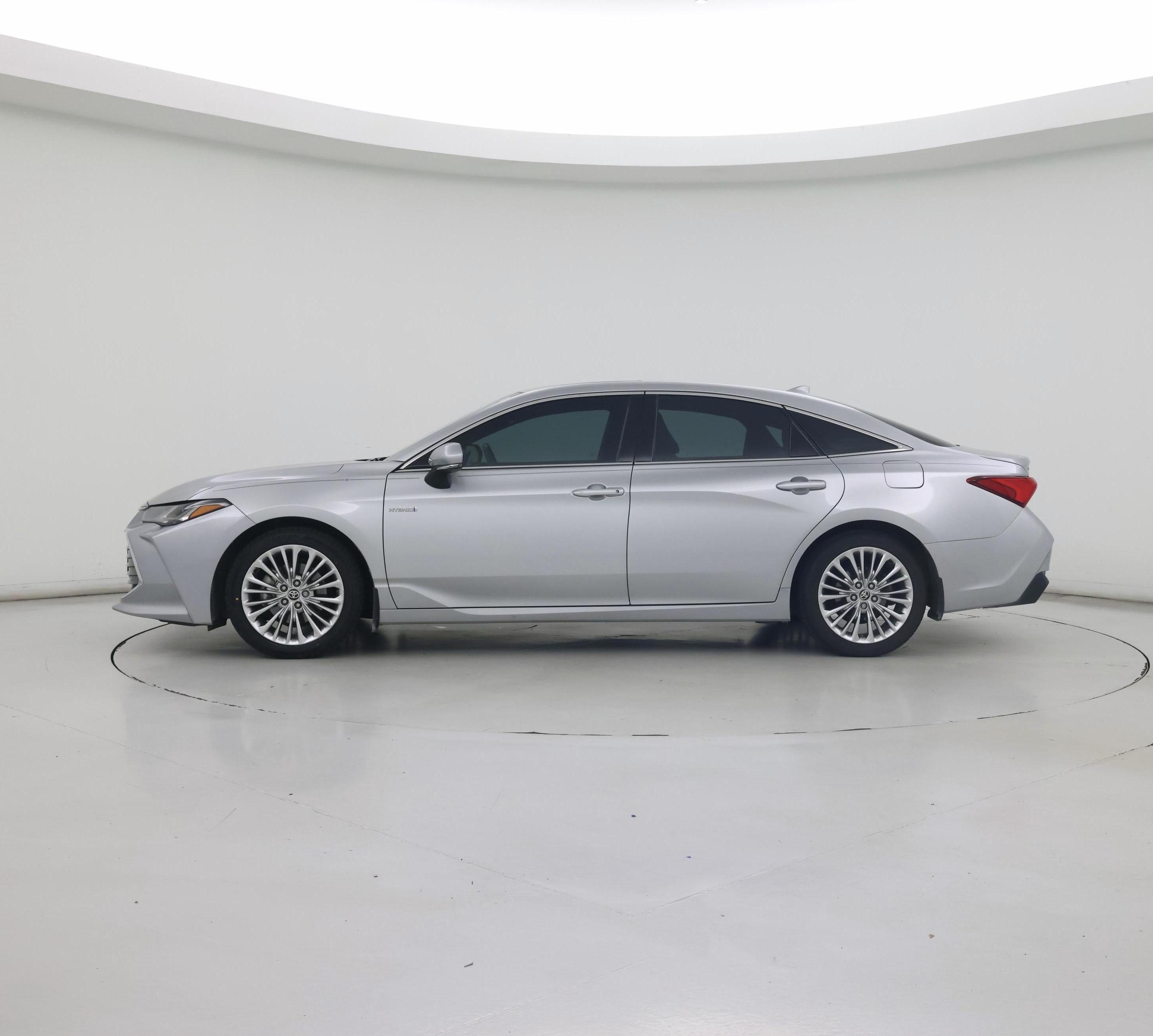 Thumbnail: 2021 Toyota Avalon - 3