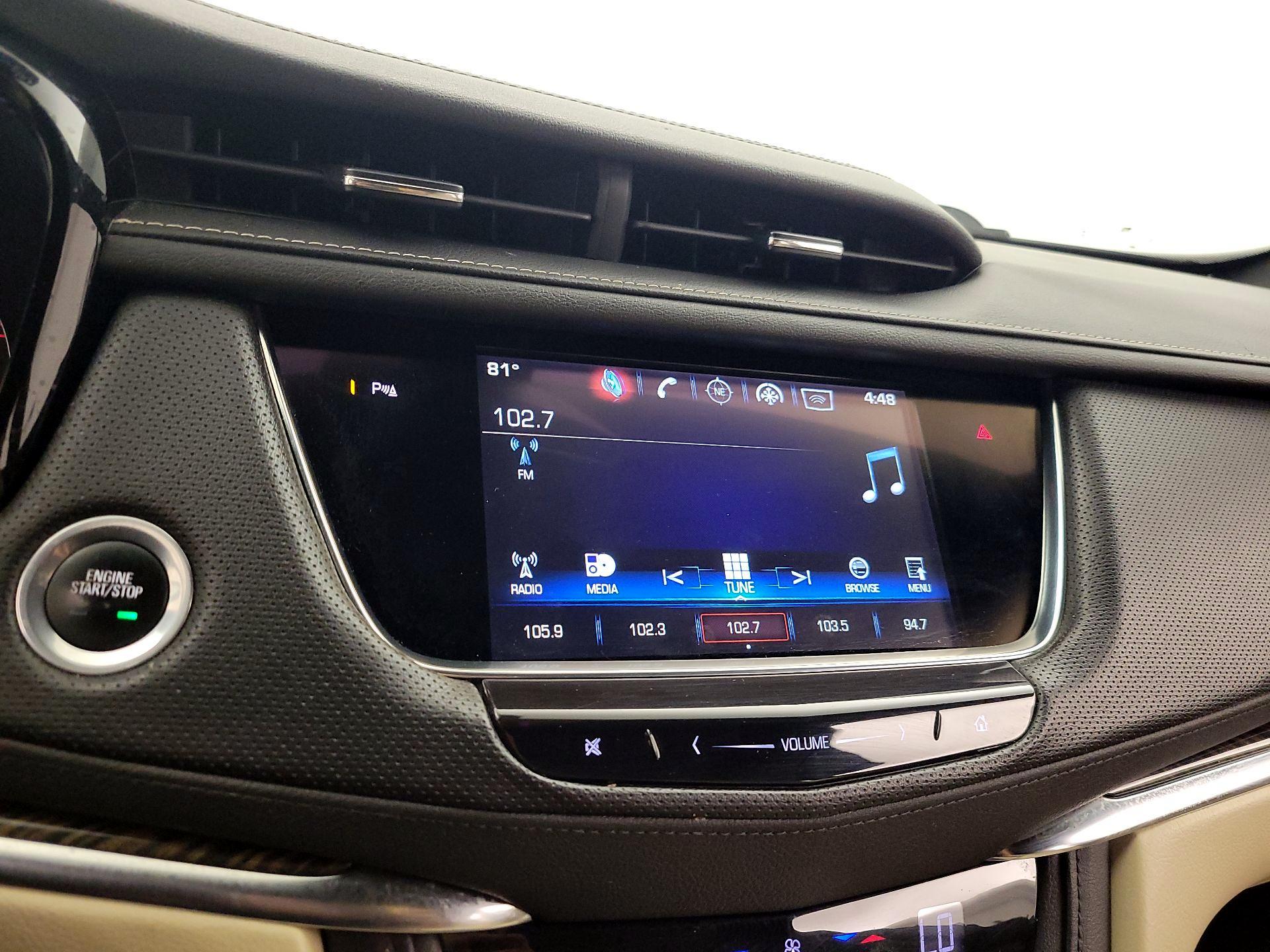 Thumbnail: 2017 Cadillac XT5 - 15