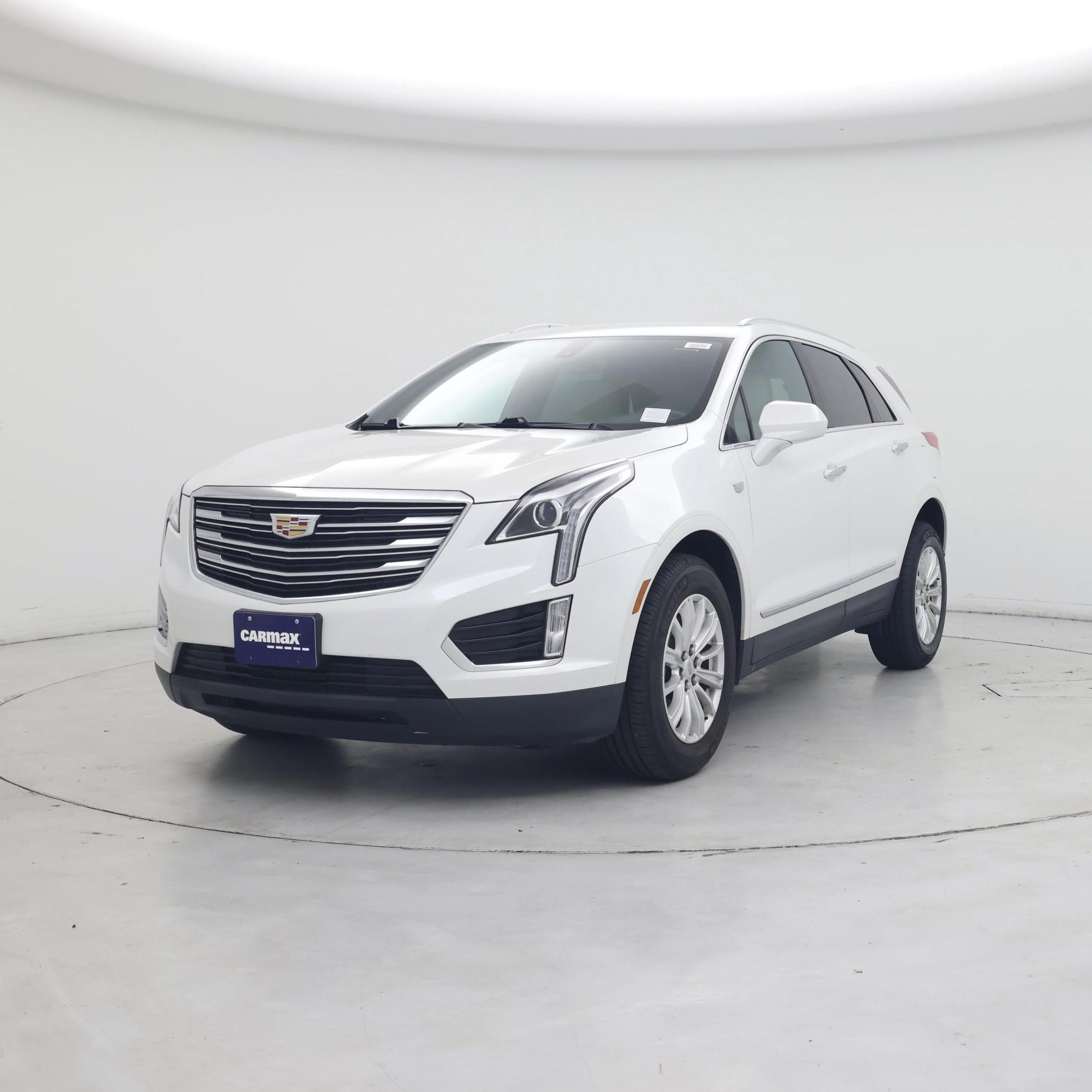 Thumbnail: 2017 Cadillac XT5 - 4
