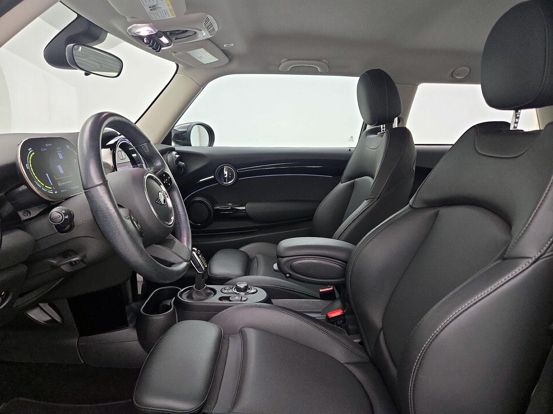 Thumbnail: 2022 MINI Cooper Hardtop - 11