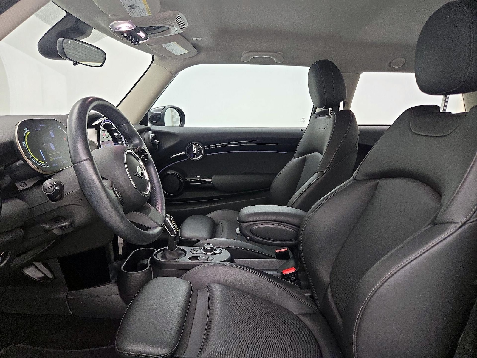 2022 MINI Hardtop 2 Door SE - Photo 12