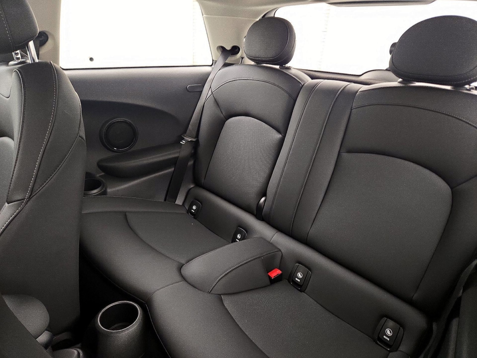 2022 MINI Hardtop 2 Door SE - Photo 21