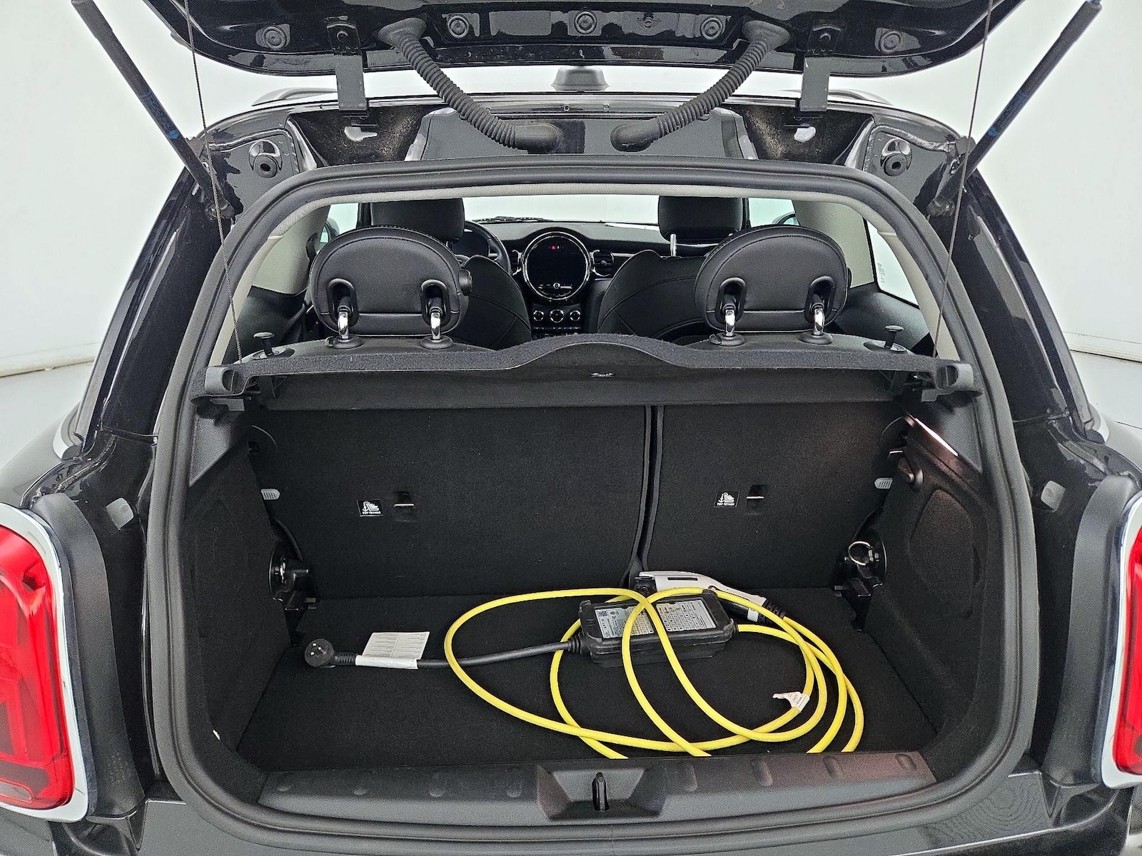 2022 MINI Hardtop 2 Door SE - Photo 22