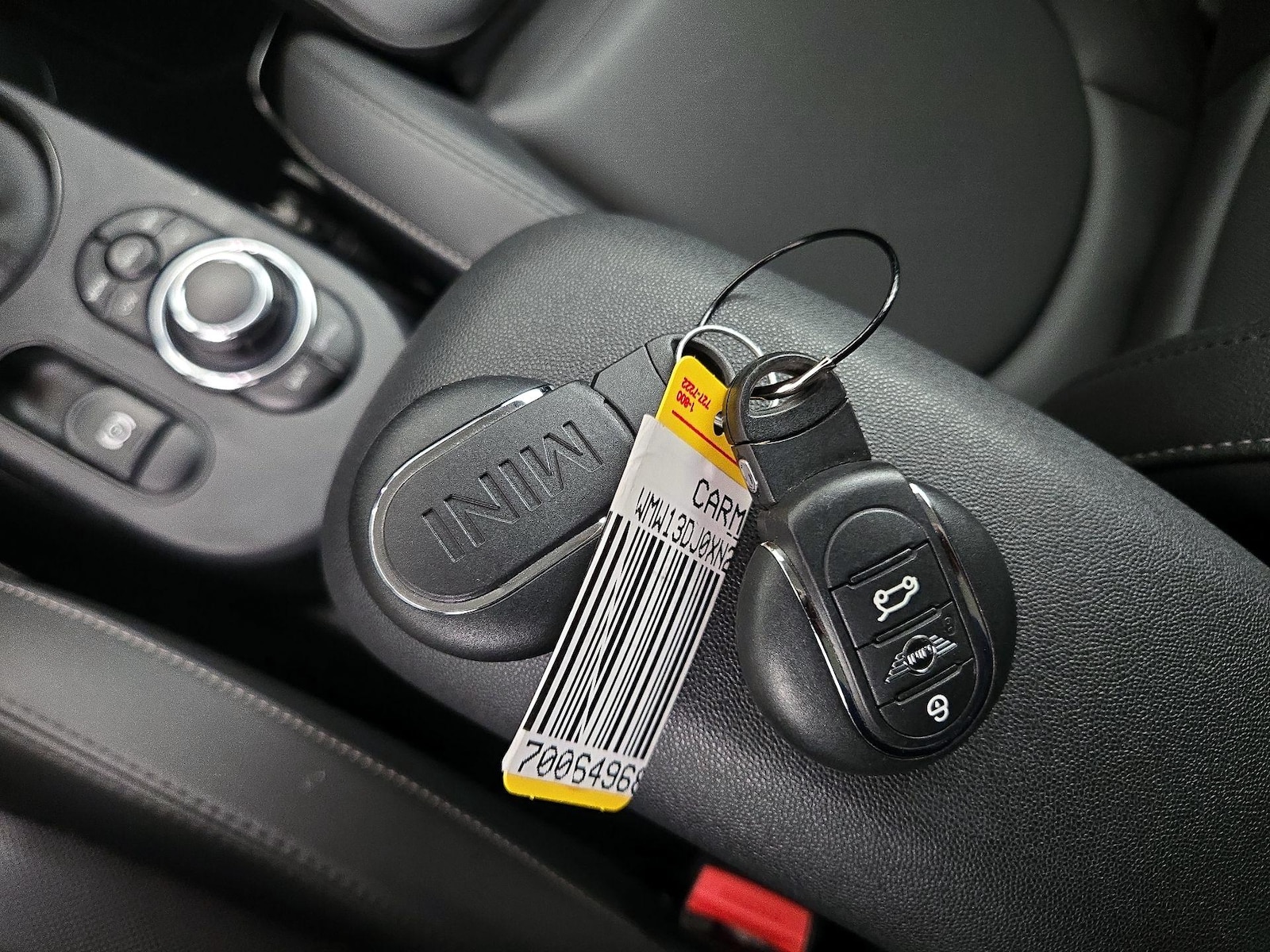 2022 MINI Hardtop 2 Door SE - Photo 24
