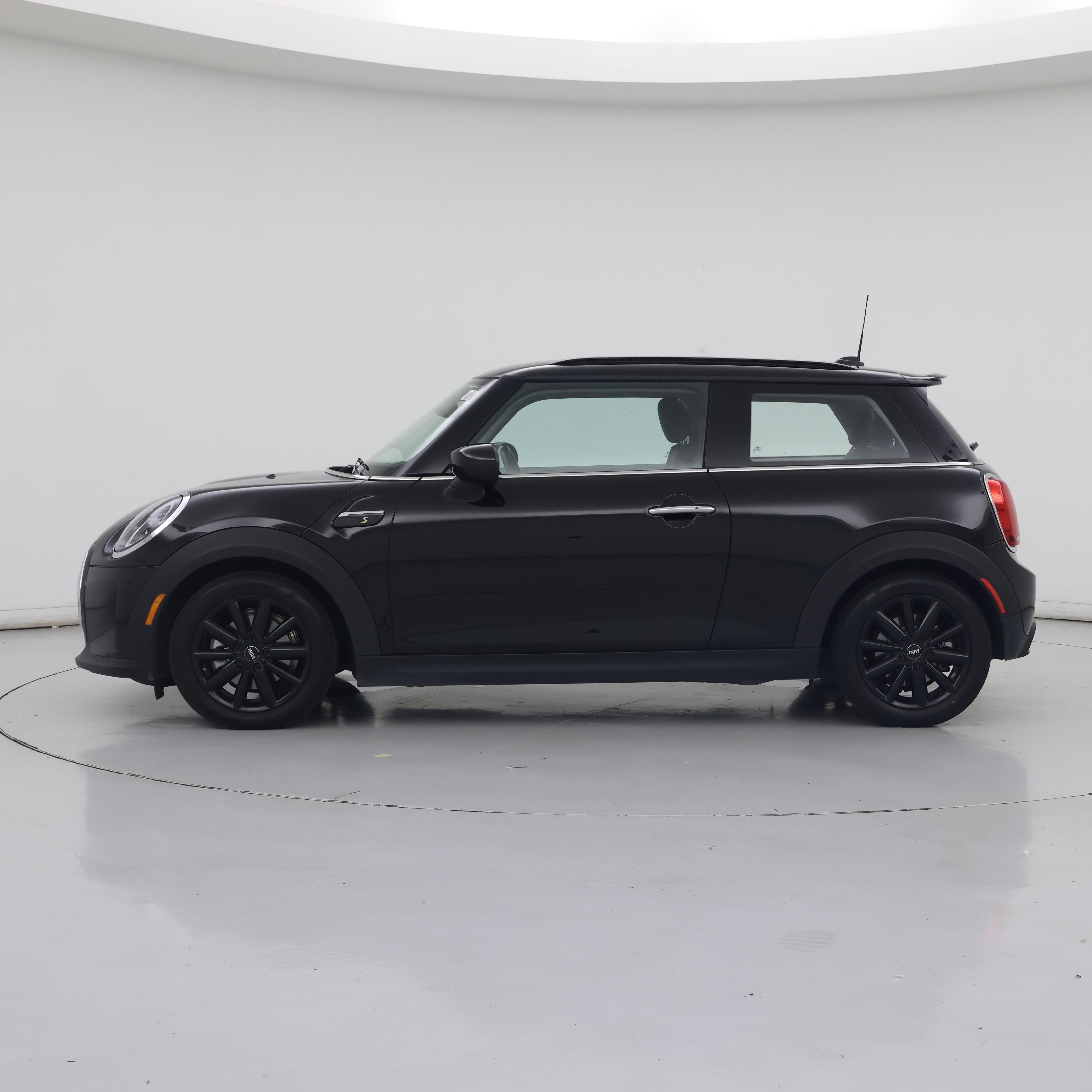Thumbnail: 2022 MINI Cooper Hardtop - 3