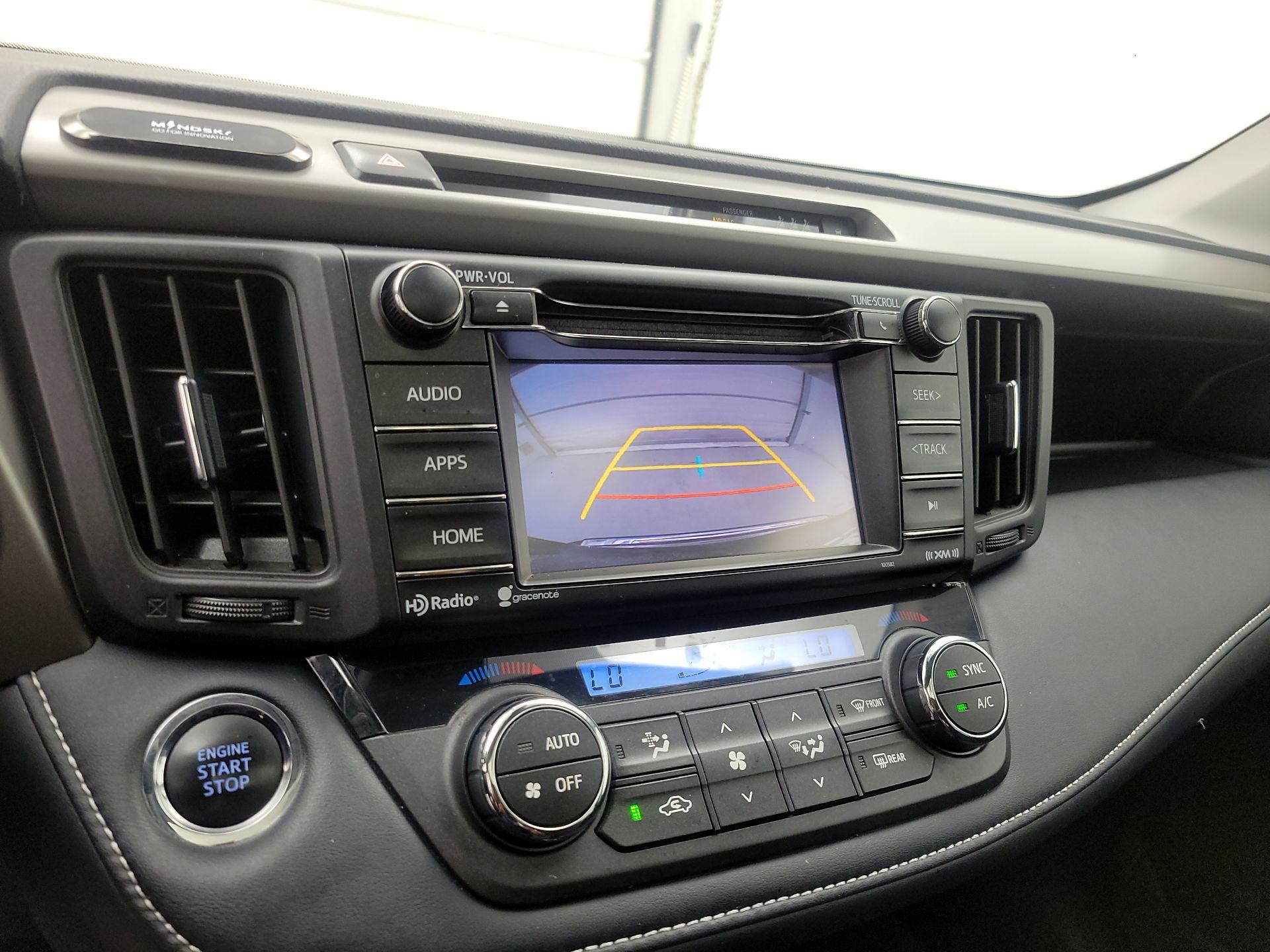 Thumbnail: 2018 Toyota RAV4 - 14