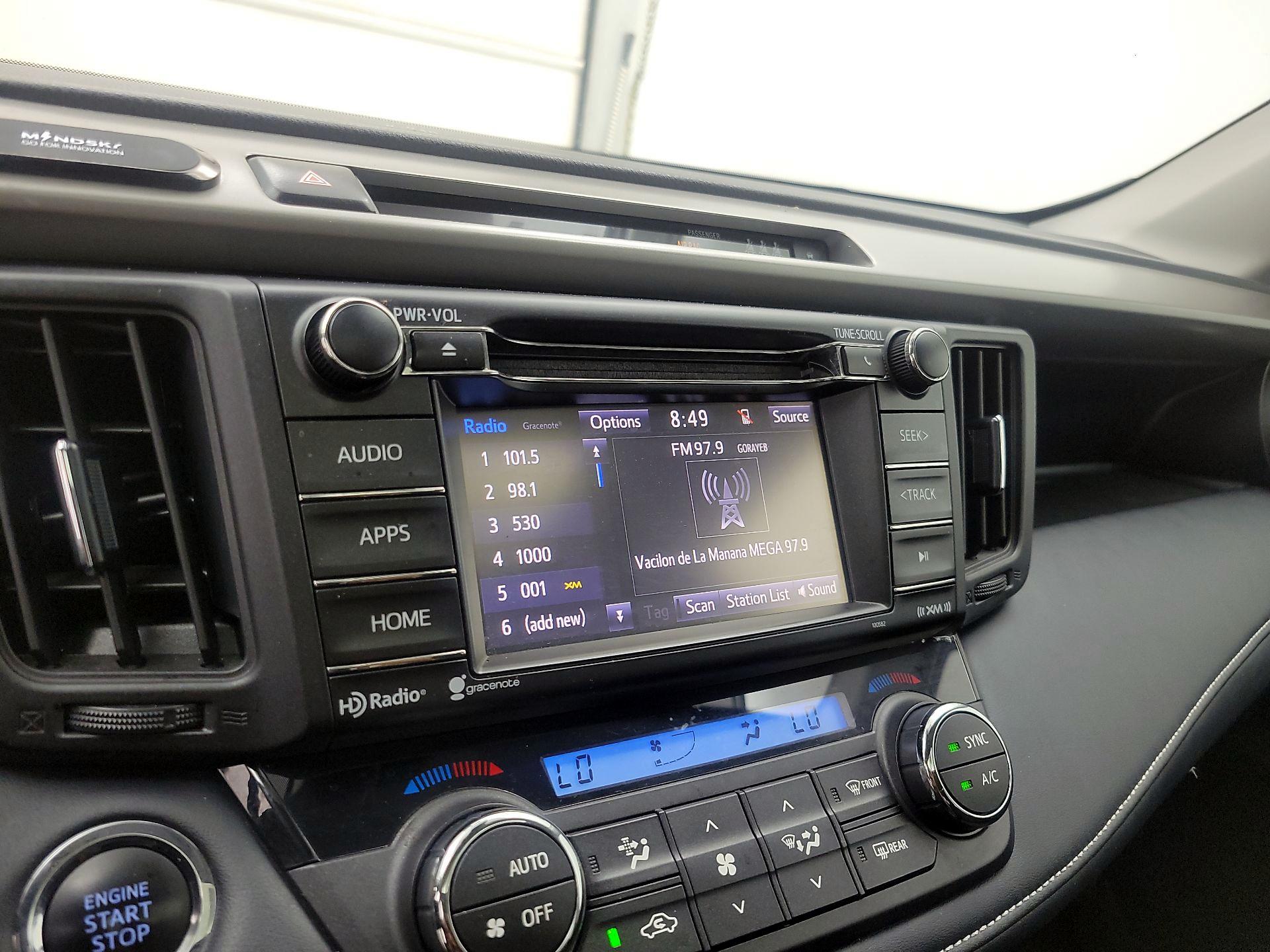 Thumbnail: 2018 Toyota RAV4 - 15