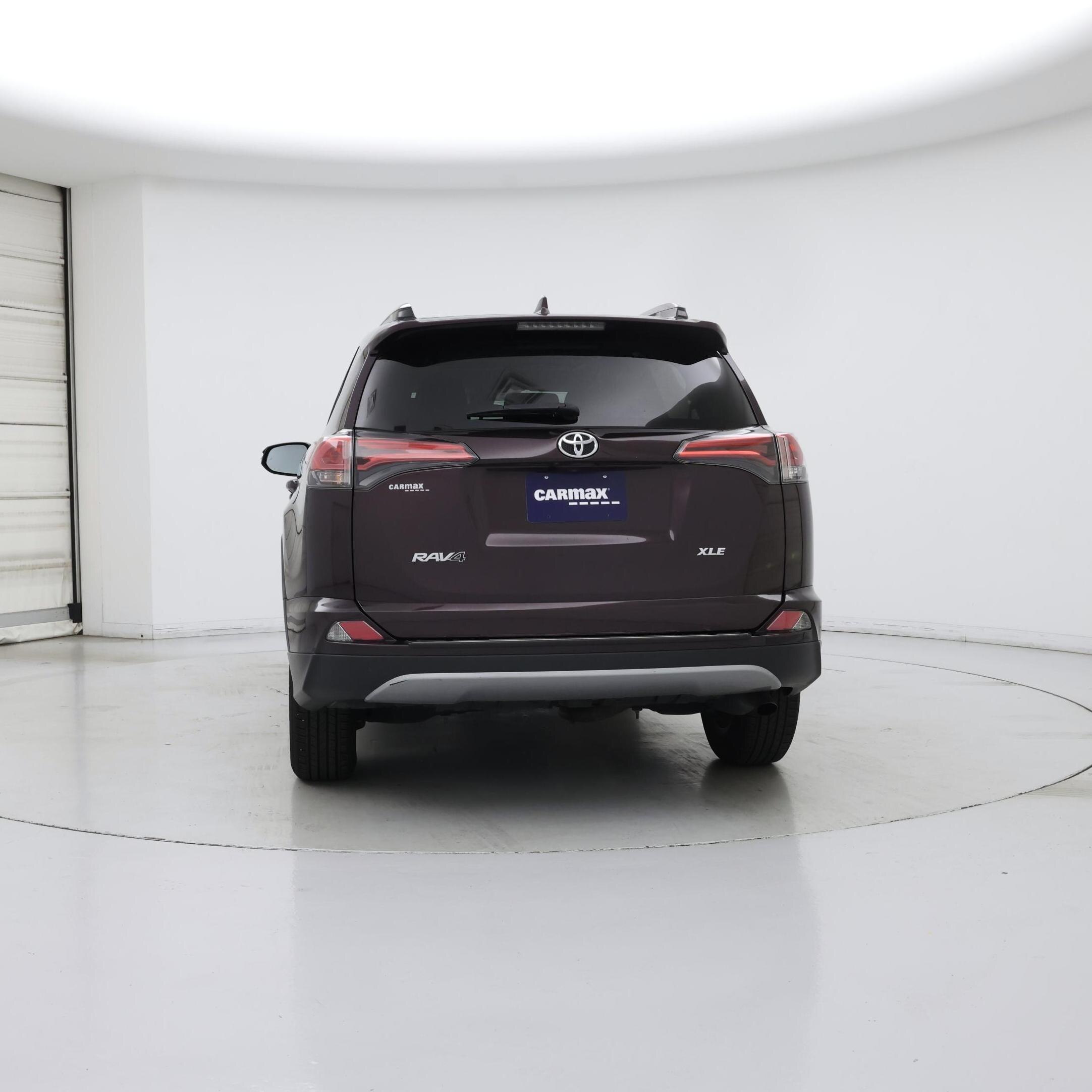 Thumbnail: 2018 Toyota RAV4 - 6