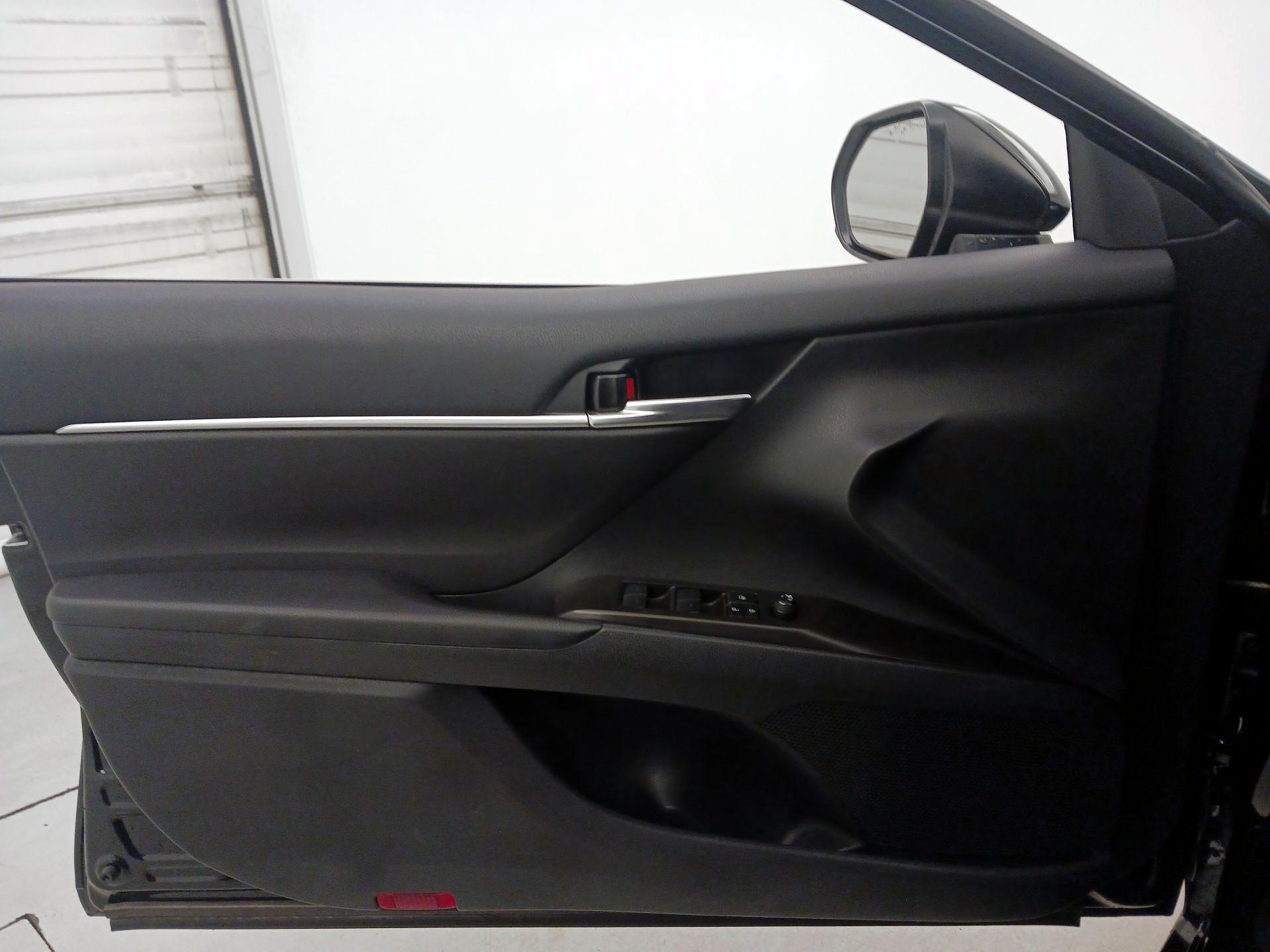 Thumbnail: 2024 Toyota Camry - 12