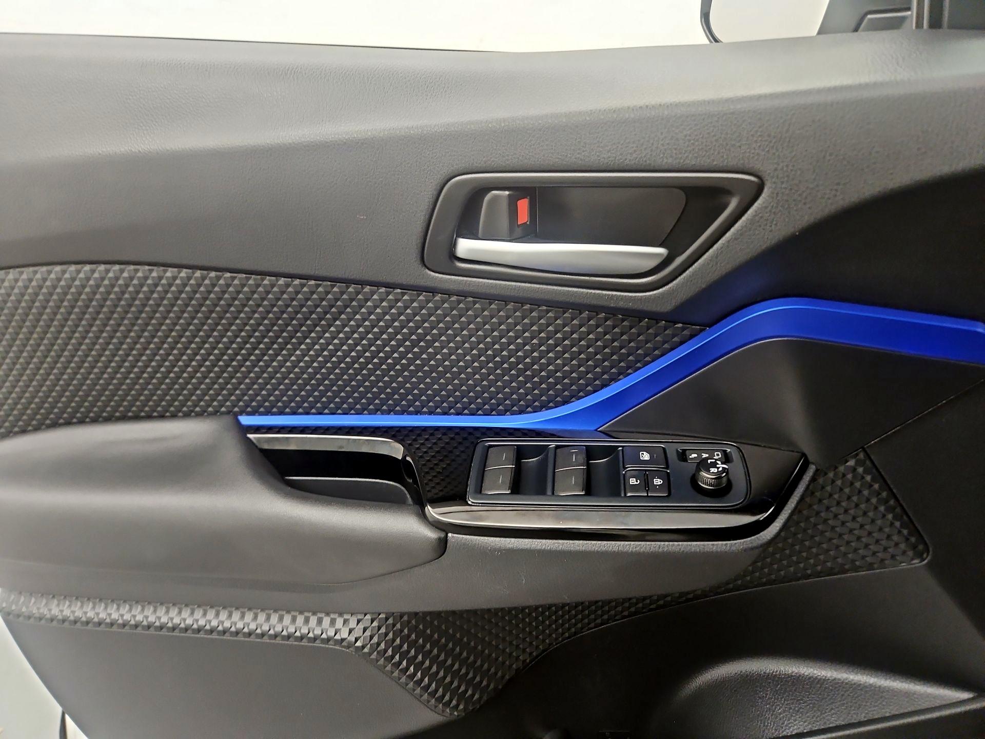 Thumbnail: 2020 Toyota C-HR - 12