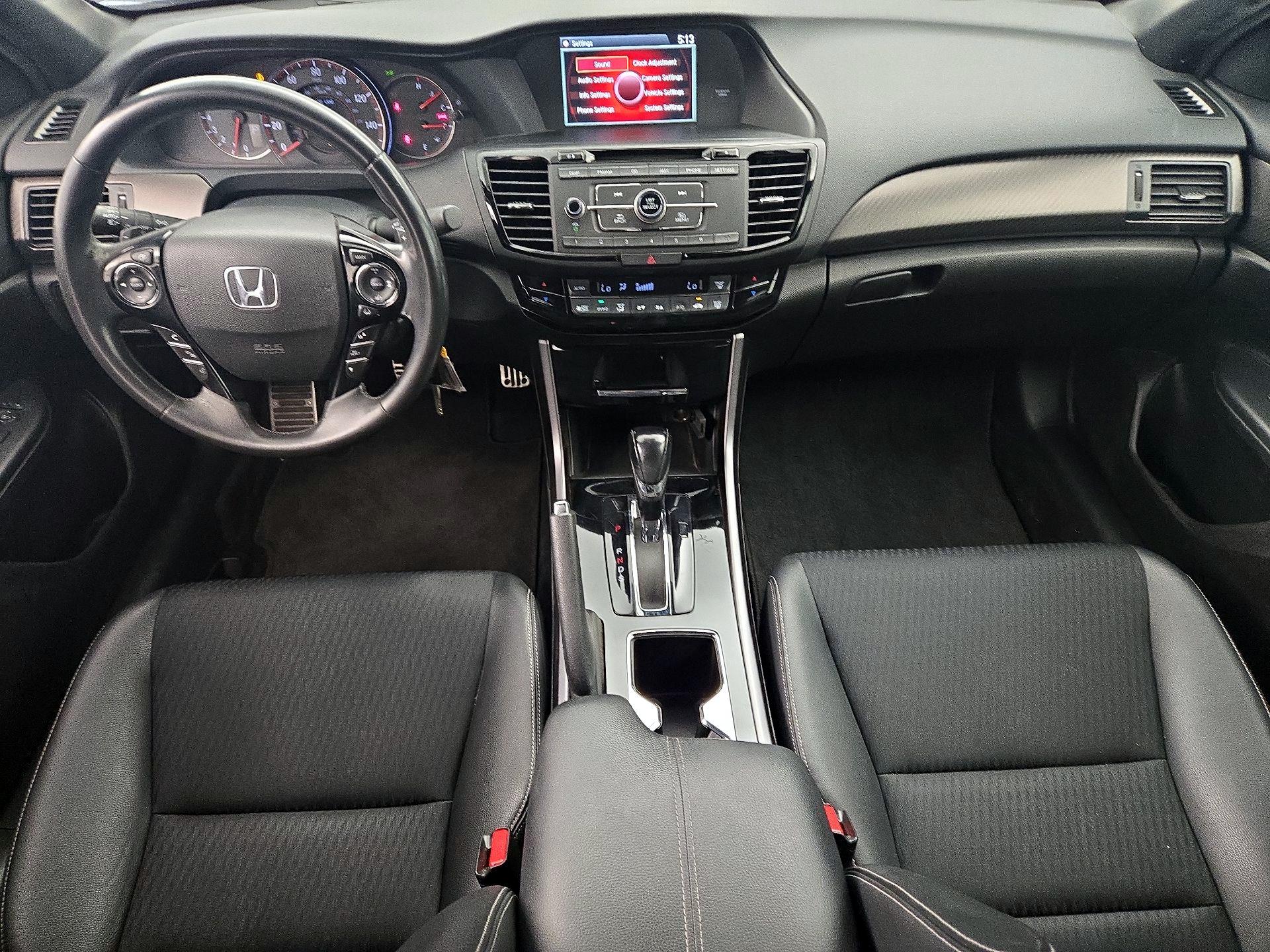 Thumbnail: 2016 Honda Accord - 9