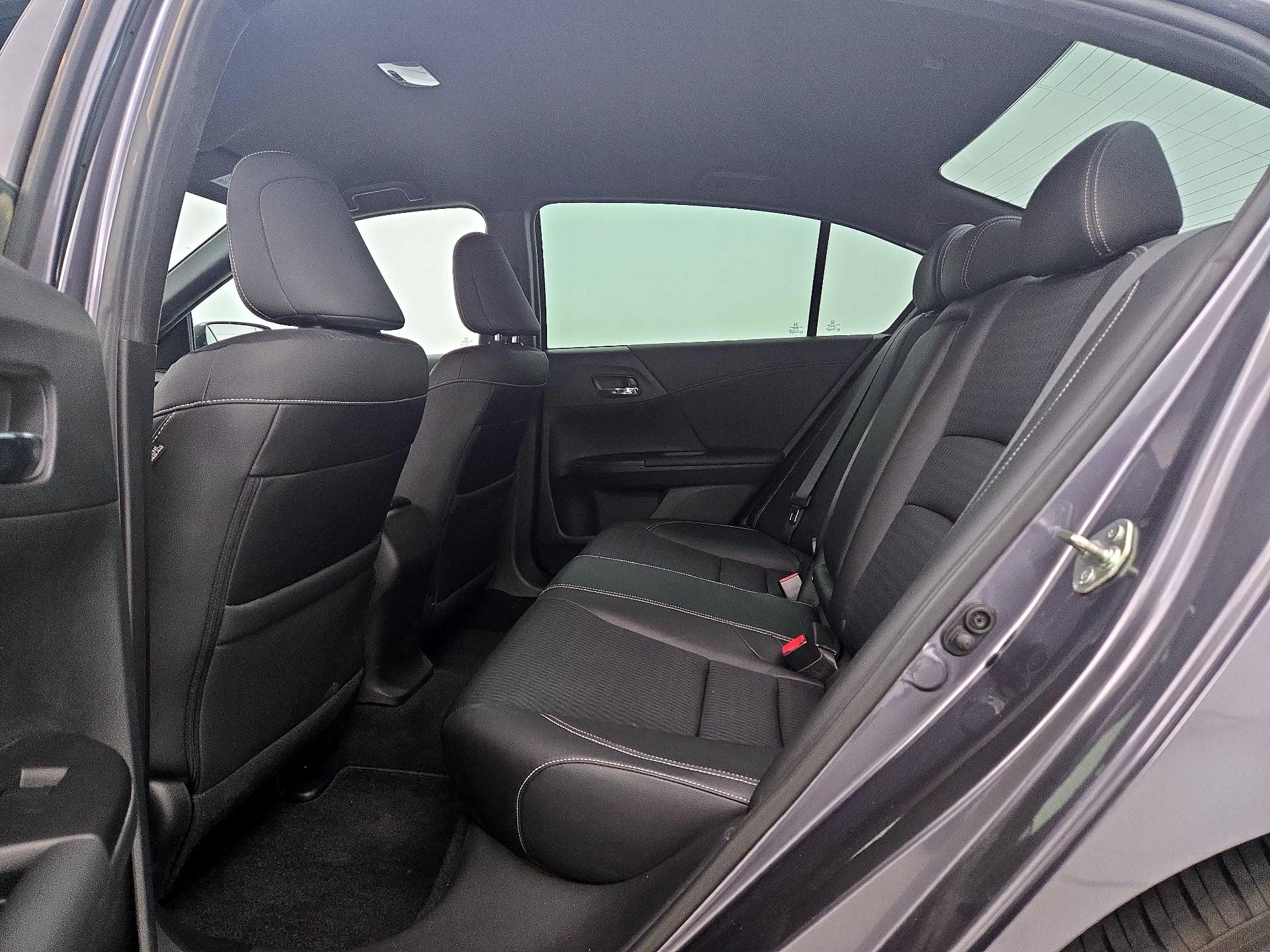 Thumbnail: 2016 Honda Accord - 19