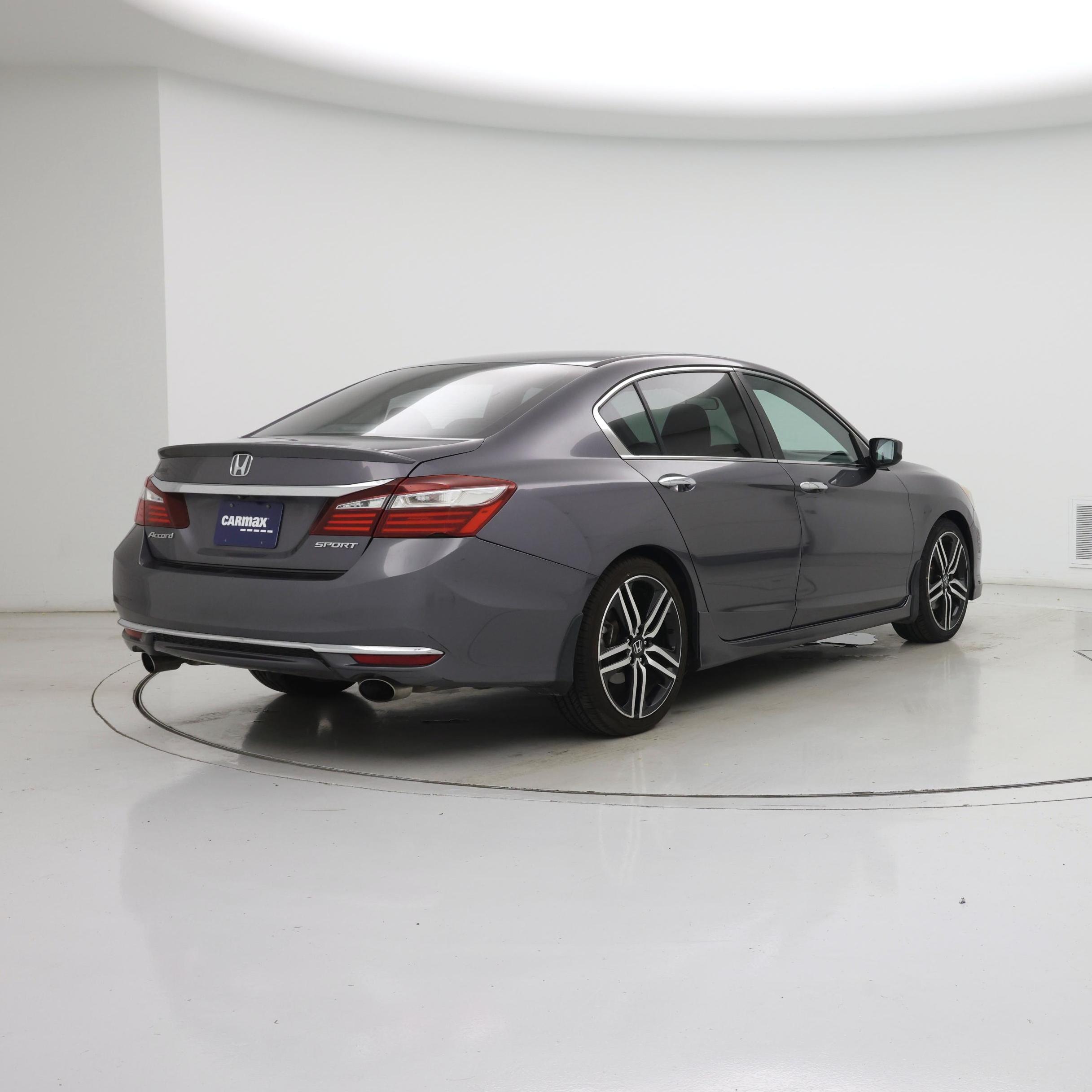 Thumbnail: 2016 Honda Accord - 8