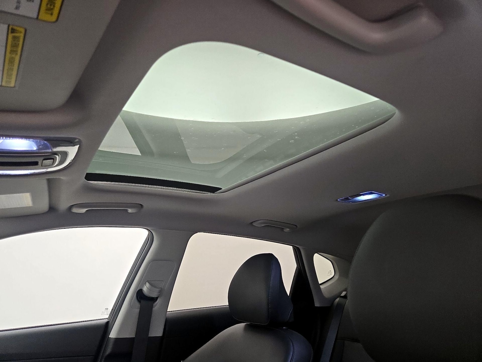 2024 Hyundai Kona Limited - Photo 21