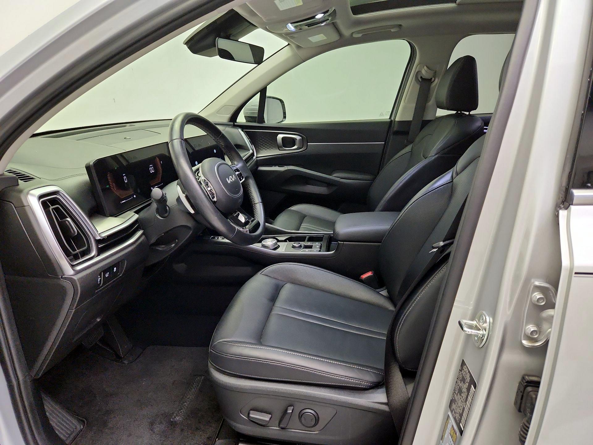 Thumbnail: 2025 Kia Sorento - 11