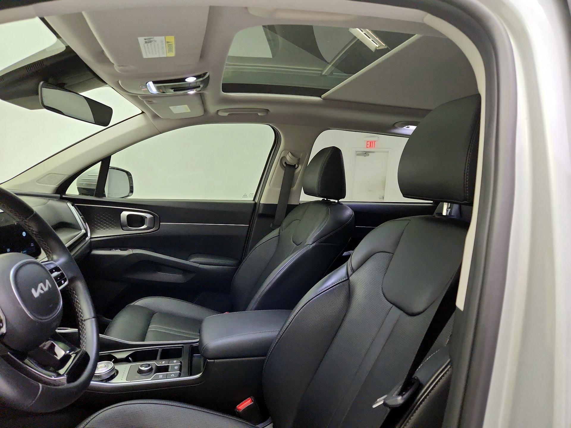 Thumbnail: 2025 Kia Sorento - 20