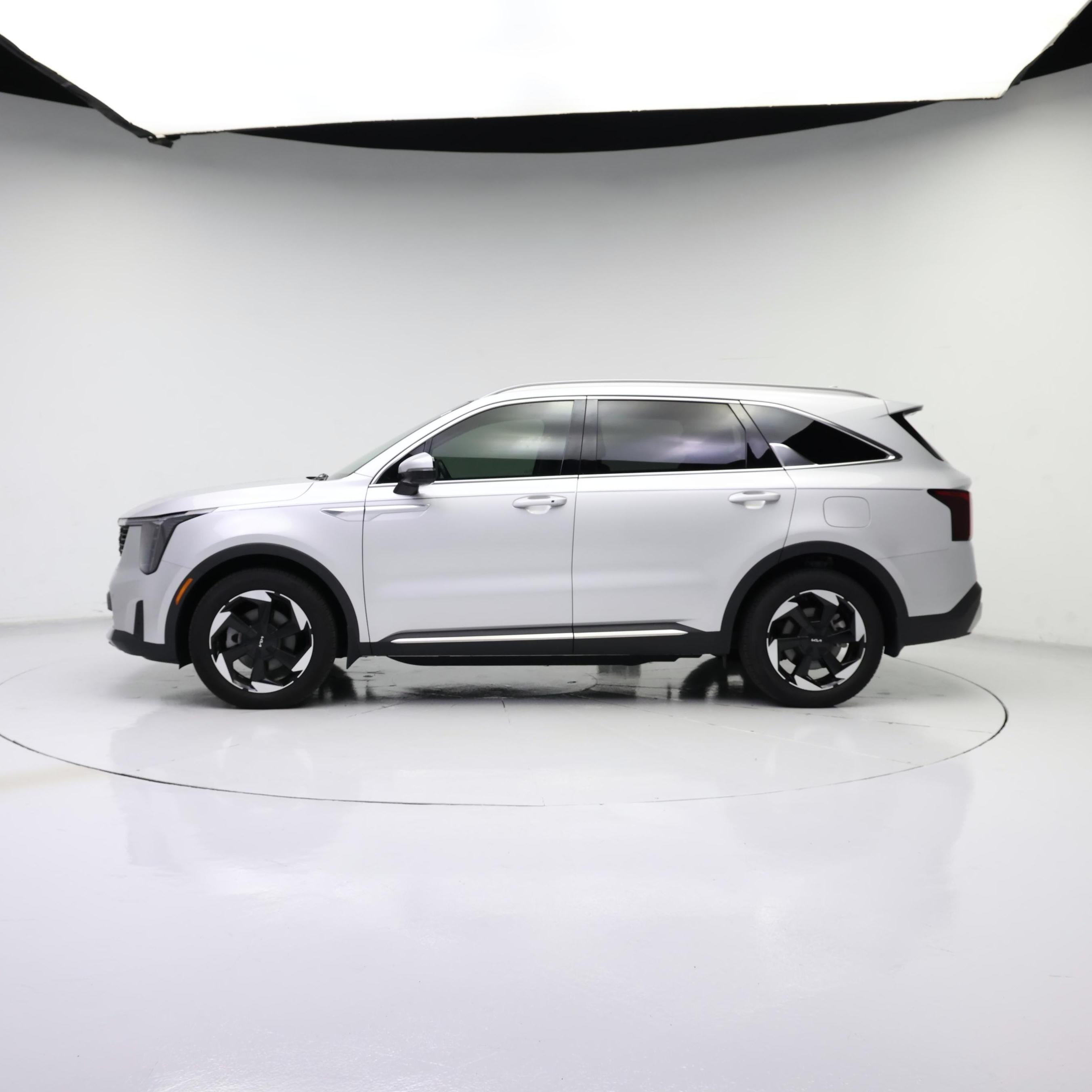 Thumbnail: 2025 Kia Sorento - 3