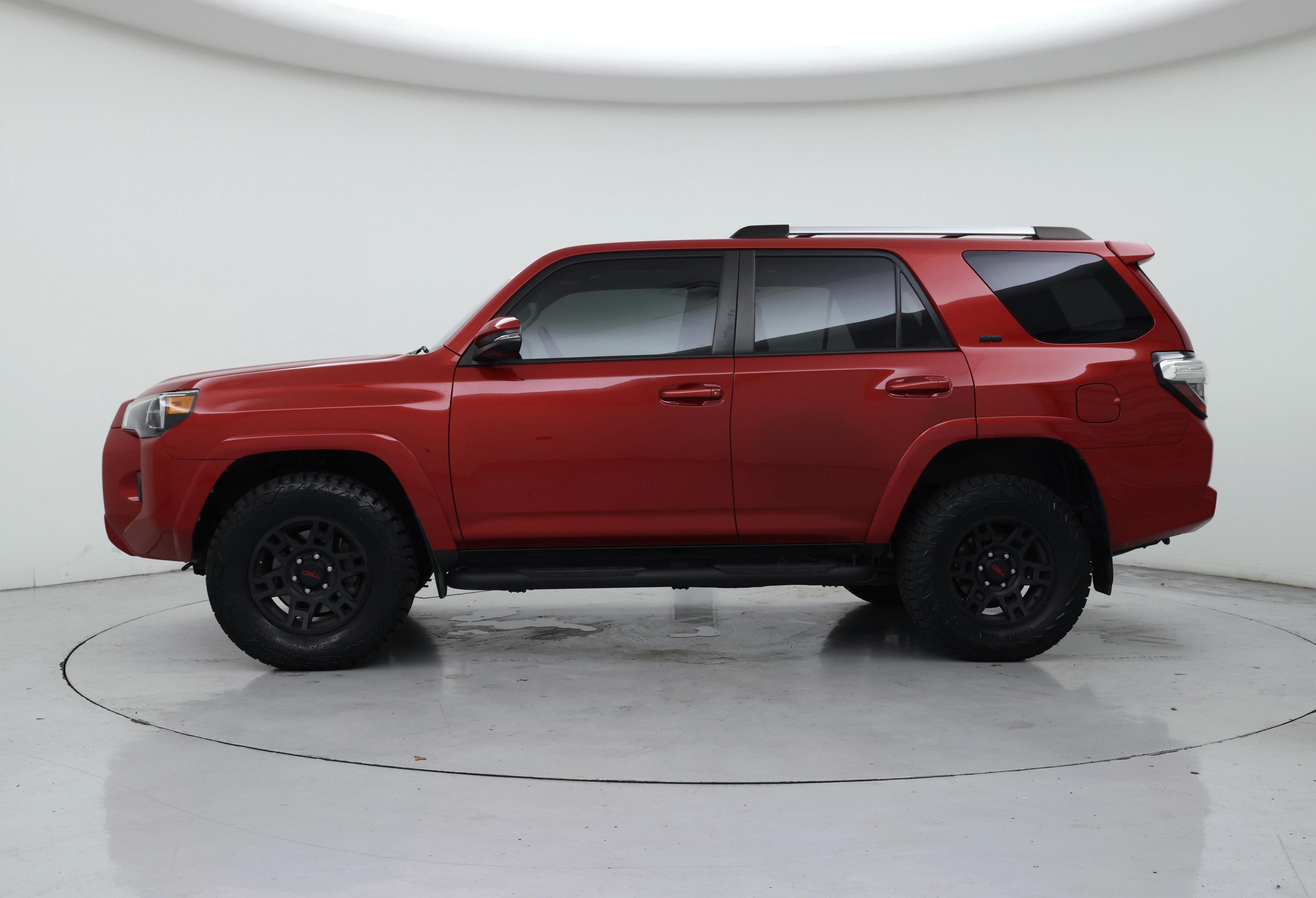 Thumbnail: 2023 Toyota 4Runner - 3