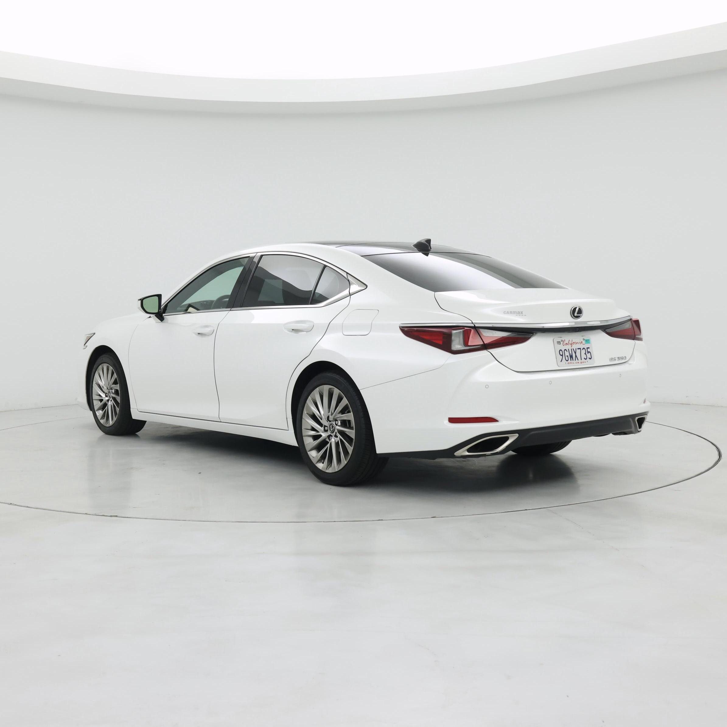 Thumbnail: 2020 Lexus ES - 2
