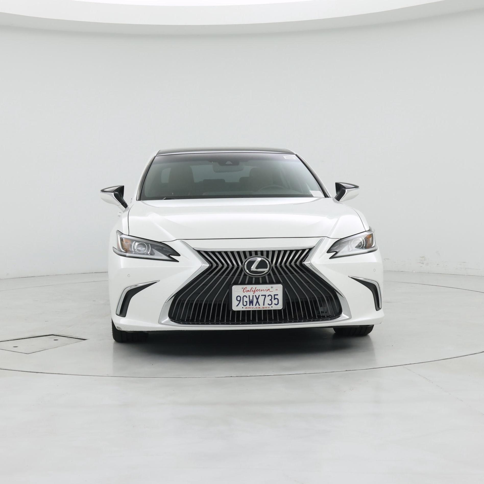 Thumbnail: 2020 Lexus ES - 5