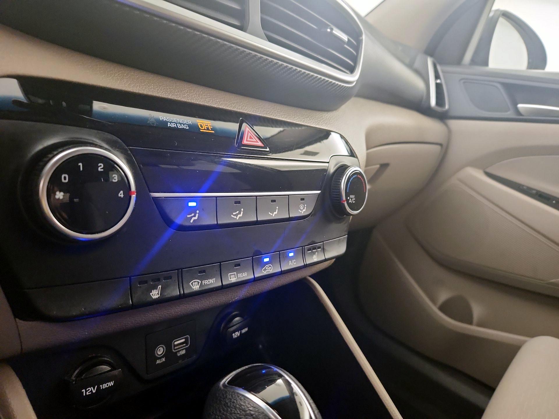 Thumbnail: 2020 Hyundai Tucson - 16