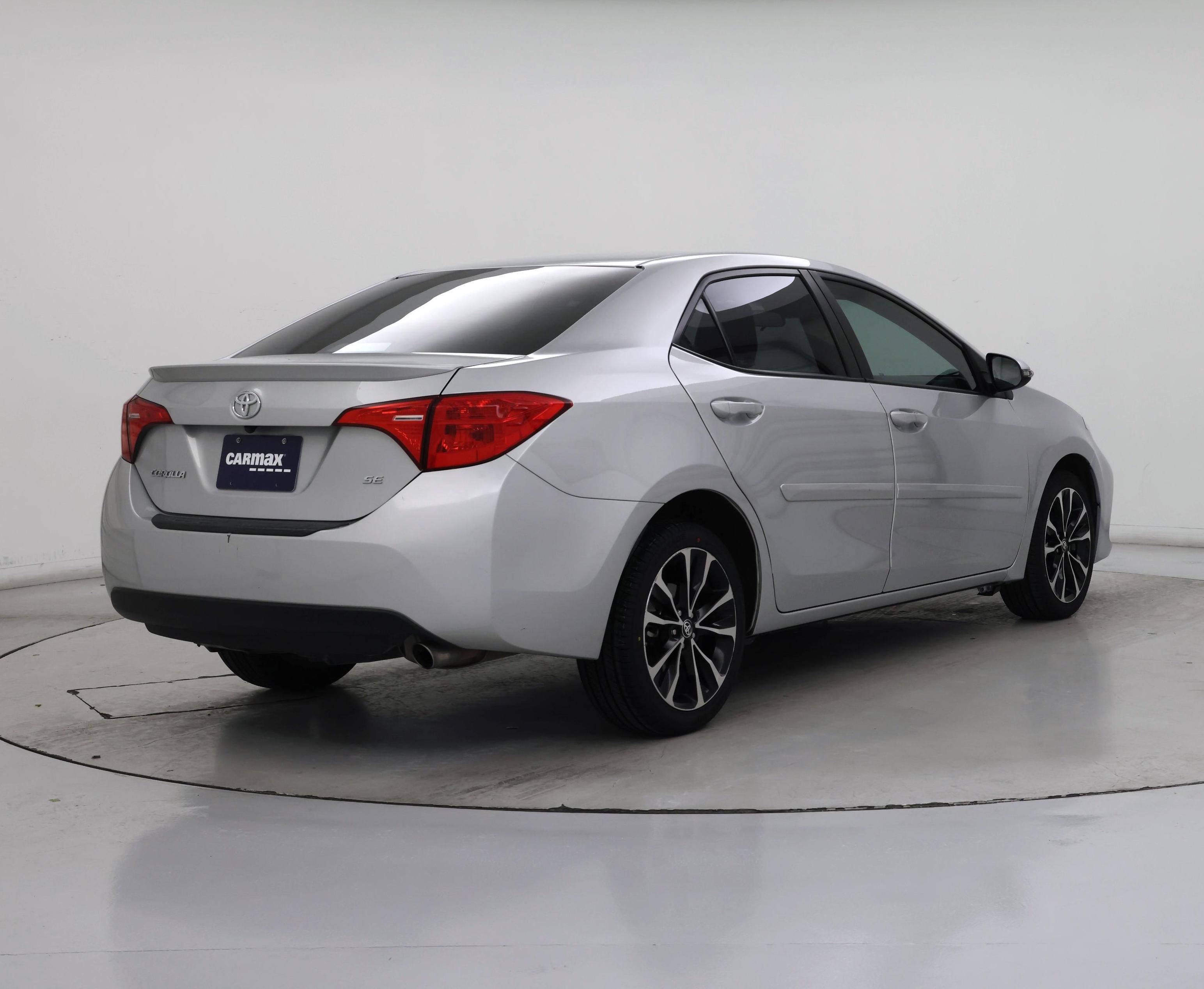 Thumbnail: 2017 Toyota Corolla - 8