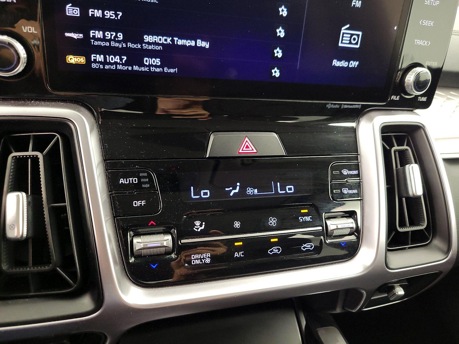 Thumbnail: 2024 Kia Sorento - 17