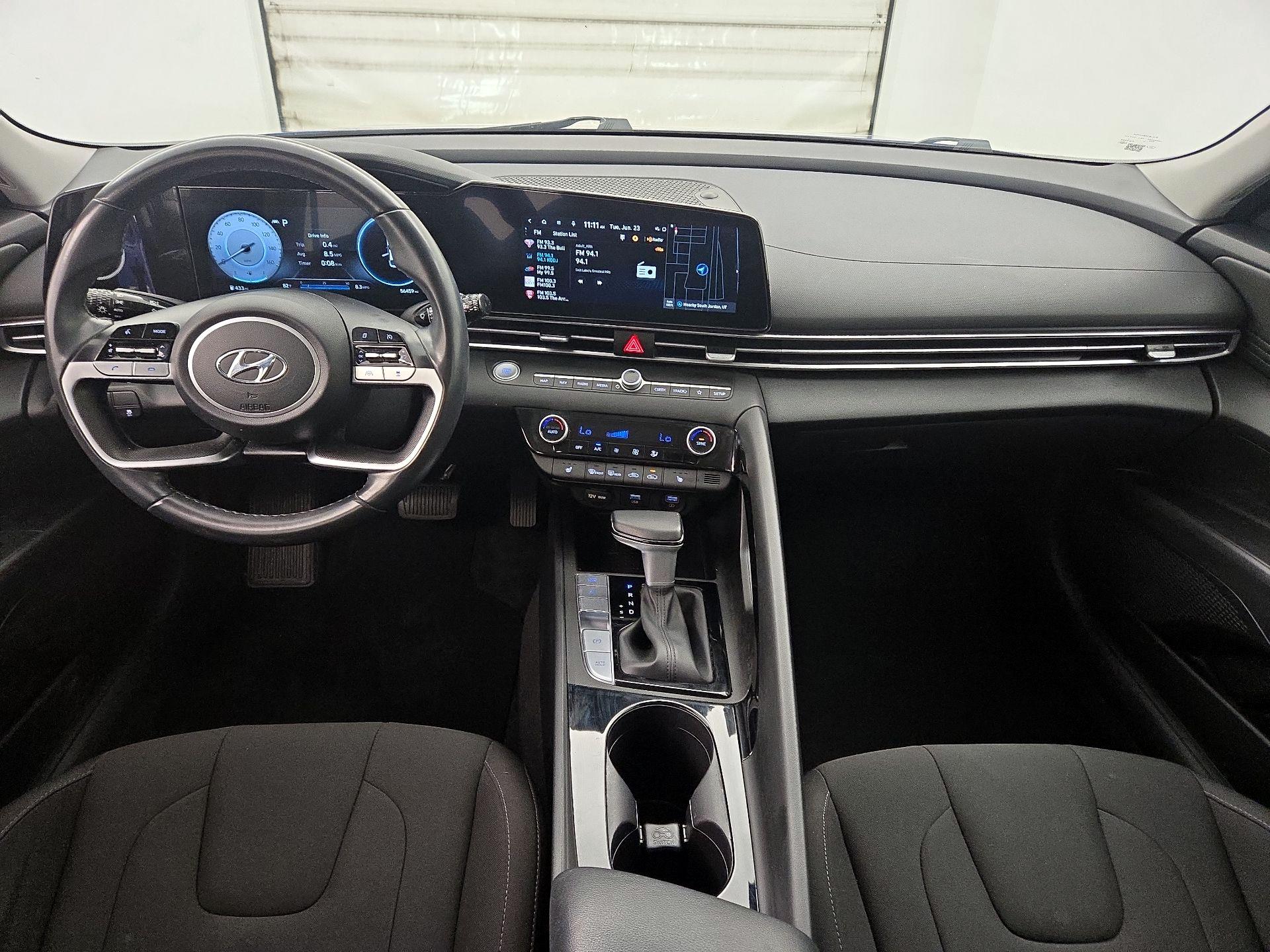 Thumbnail: 2023 Hyundai Elantra - 9