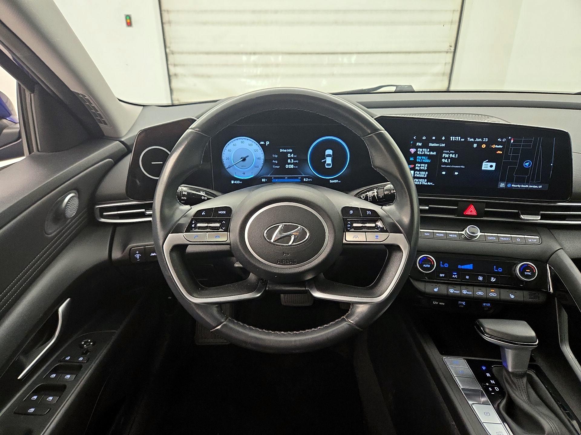 Thumbnail: 2023 Hyundai Elantra - 10