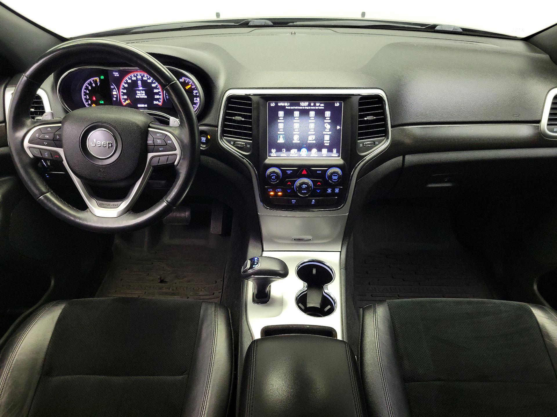 Thumbnail: 2015 Jeep Grand Cherokee - 9