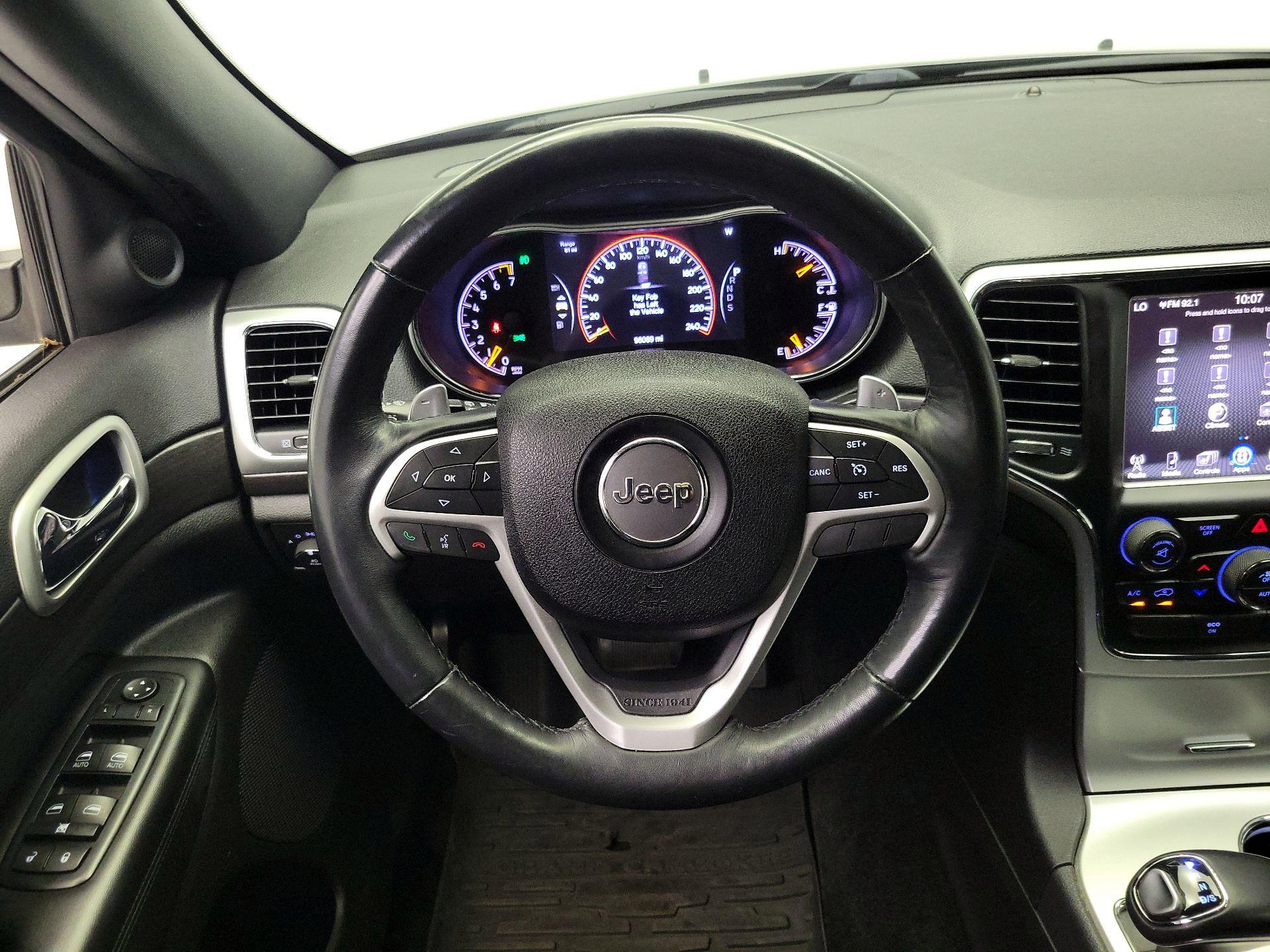 Thumbnail: 2015 Jeep Grand Cherokee - 10