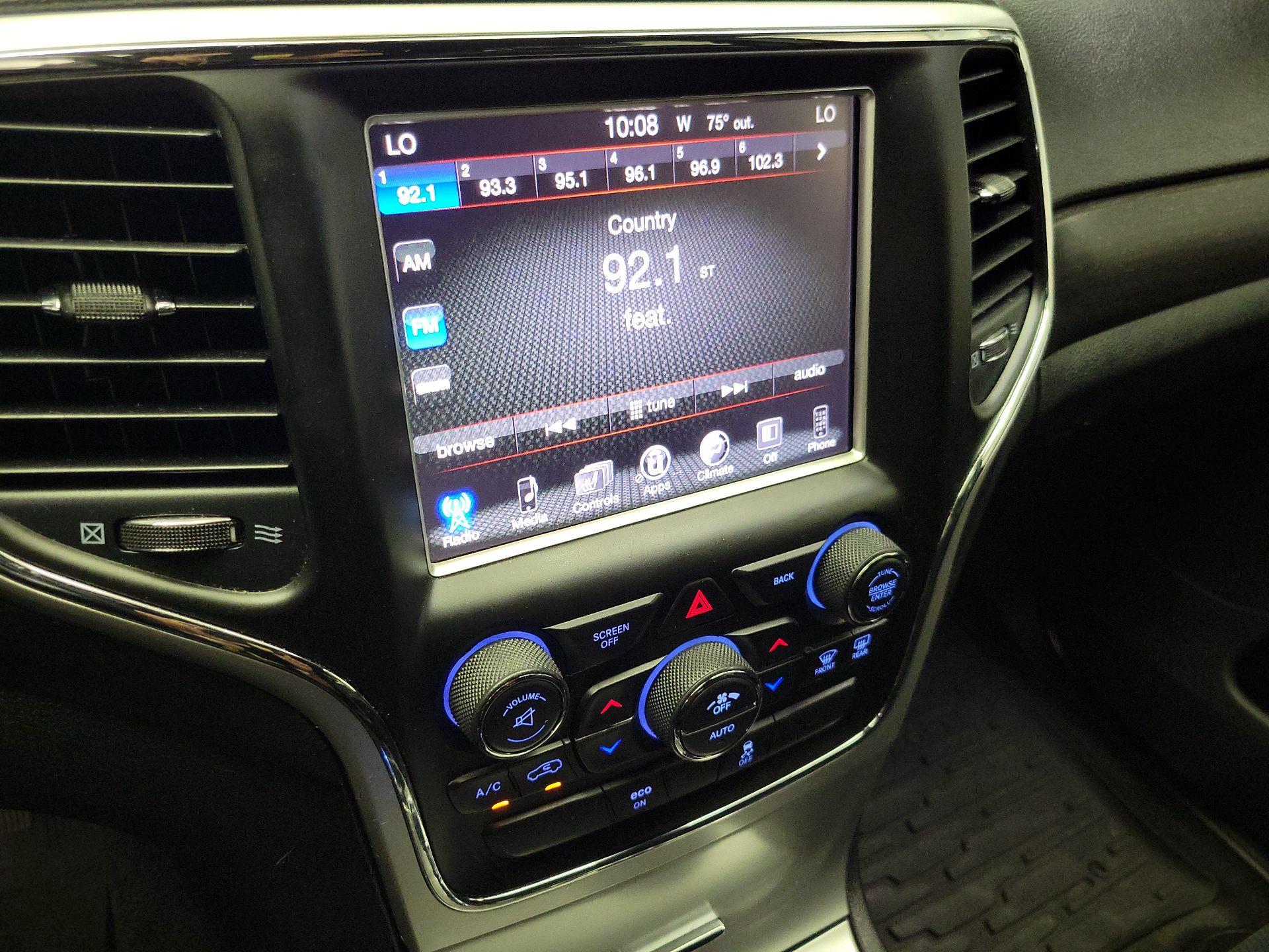 Thumbnail: 2015 Jeep Grand Cherokee - 14