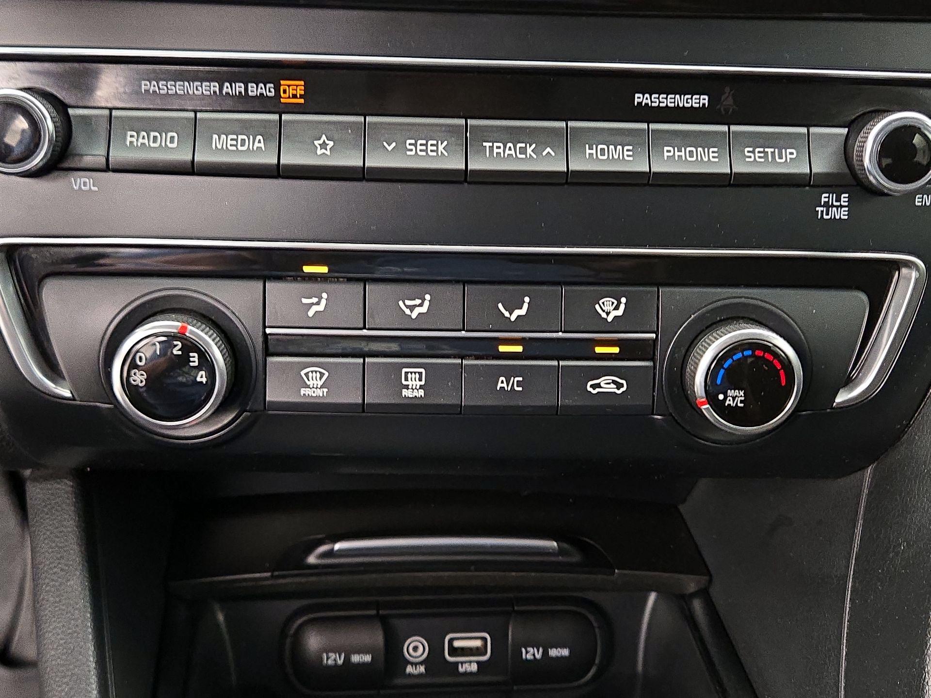 Thumbnail: 2020 Kia Optima - 16
