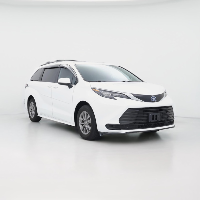 2025 Toyota Sienna LE