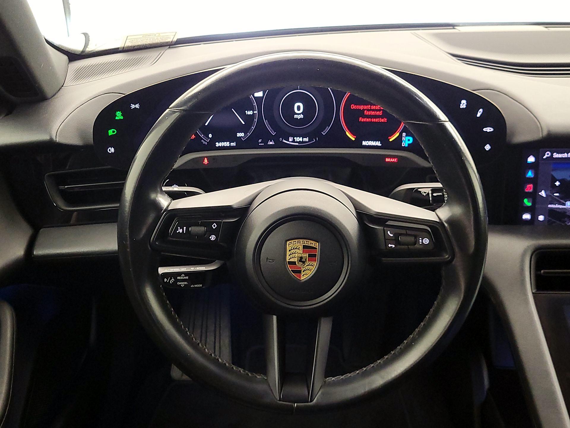 Thumbnail: 2021 Porsche Taycan - 10
