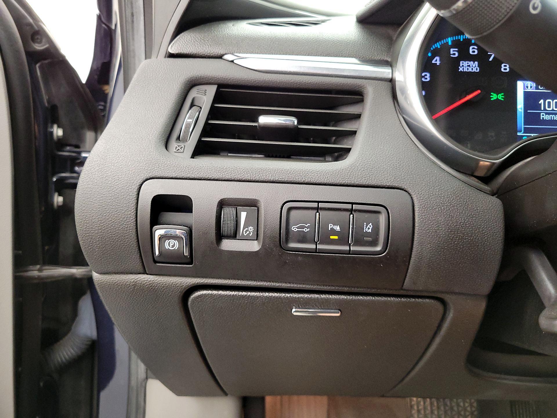 Thumbnail: 2015 Chevrolet Impala - 13